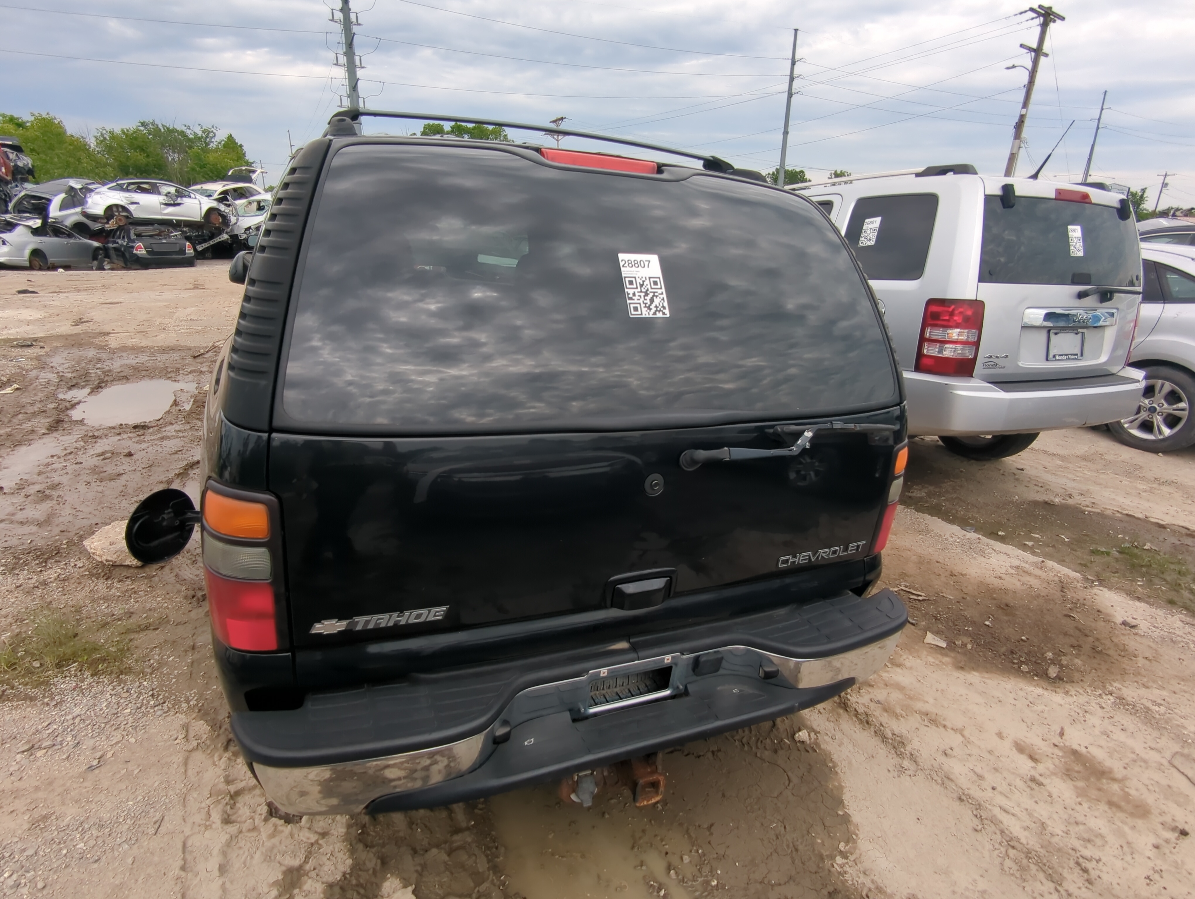 2001-2005 Chevrolet Tahoe Trunk/decklid/hatch/tailgate Oem 1071107 - Oemusedautoparts1.com