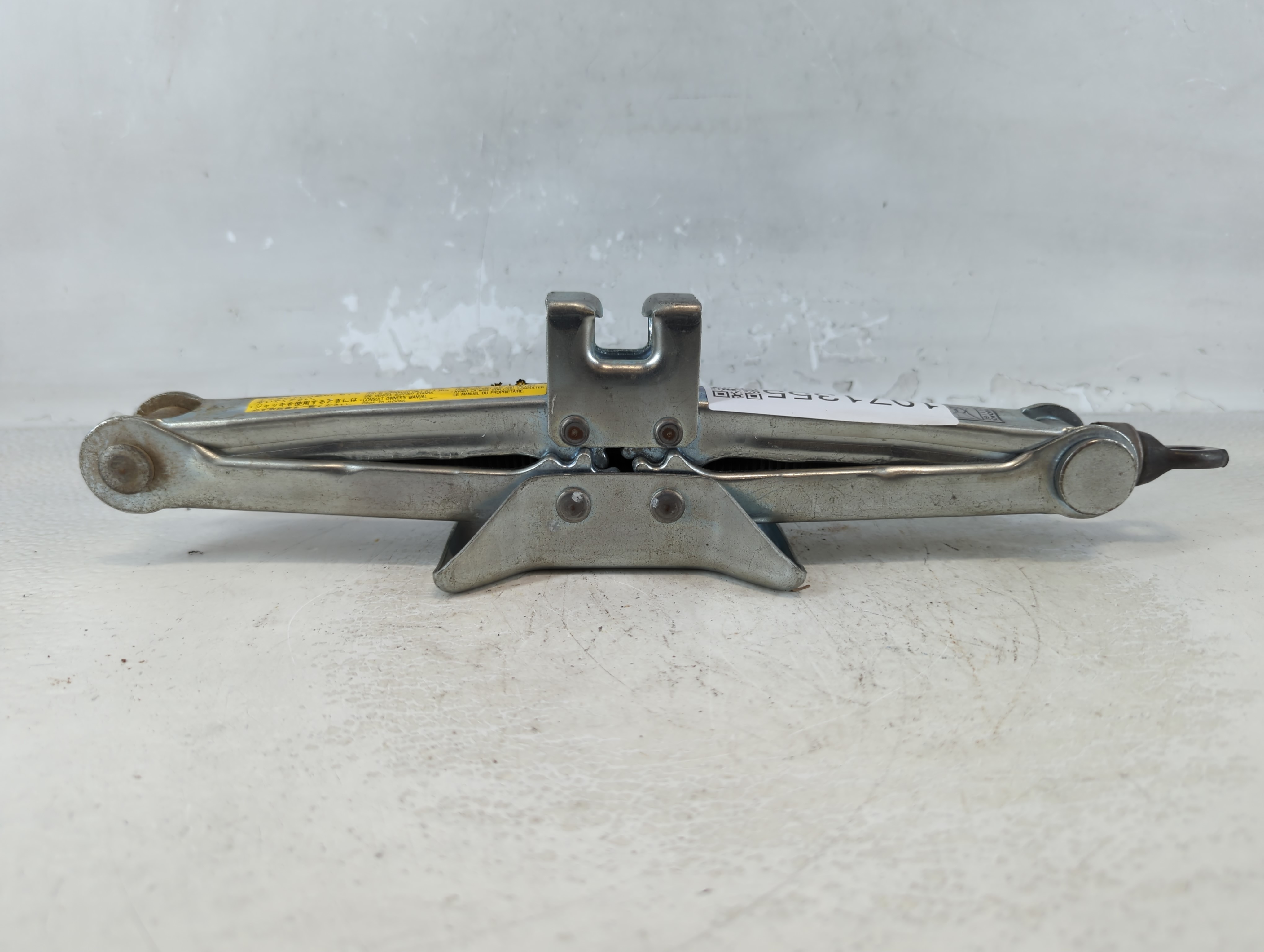 Picture of 2004 Lexus Is300 Spare Scissor Car Jack 1071355