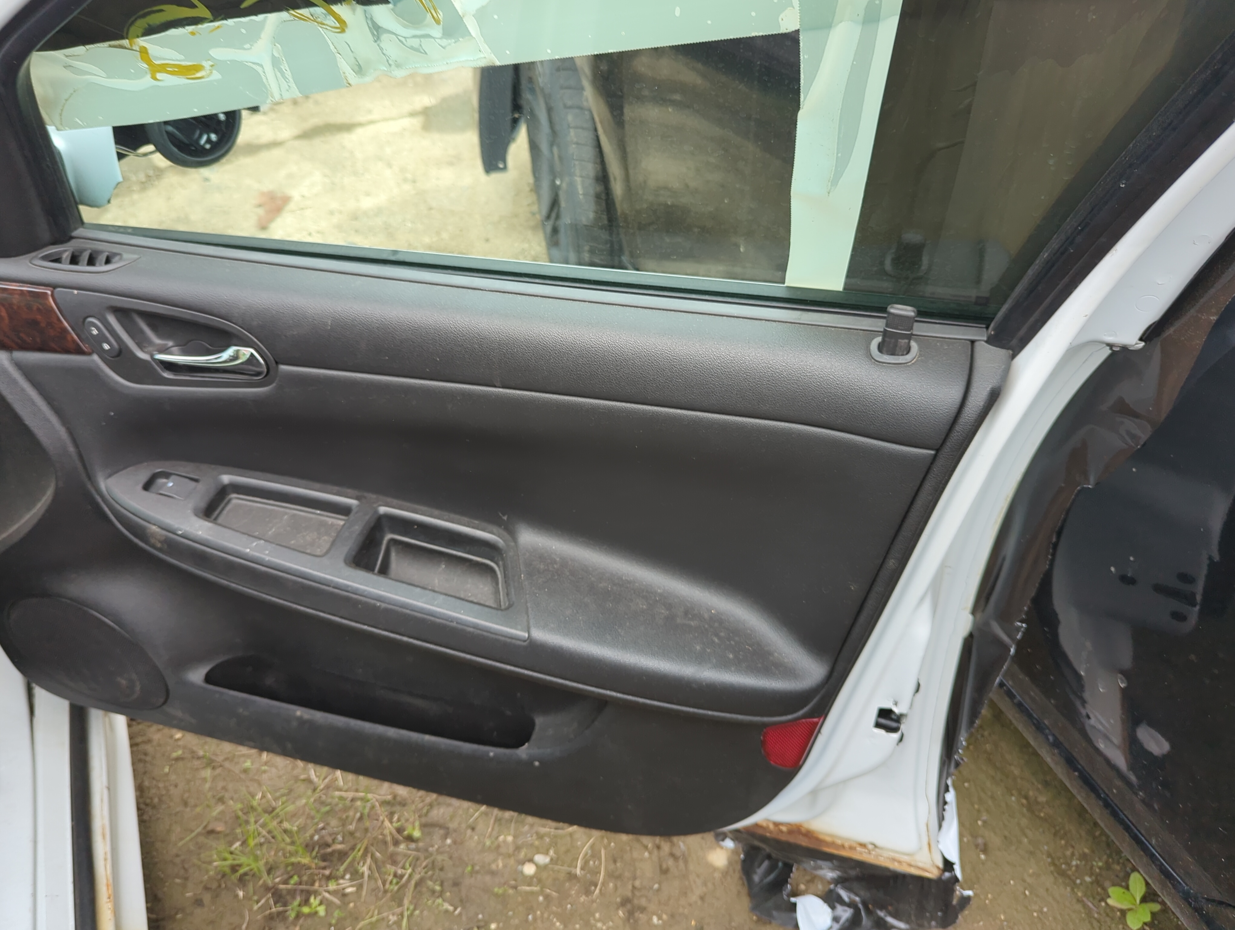 Picture of 2012 Chevrolet Impala Front Right Passenger Interior Door Panel Trim 1071360