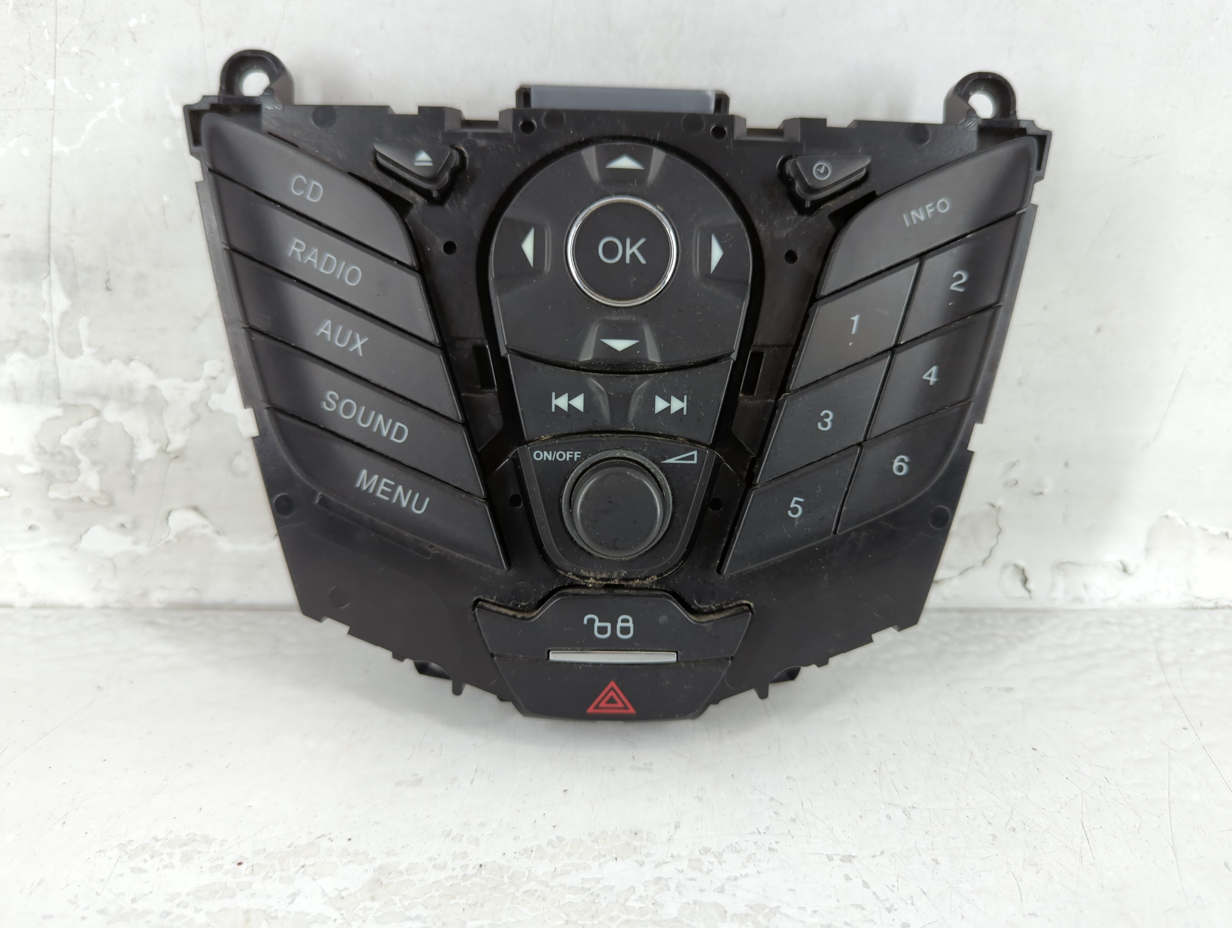 2012-2013 Ford Focus Am Fm Cd Player Radio Receiver 1071525 - Oemusedautoparts1.com