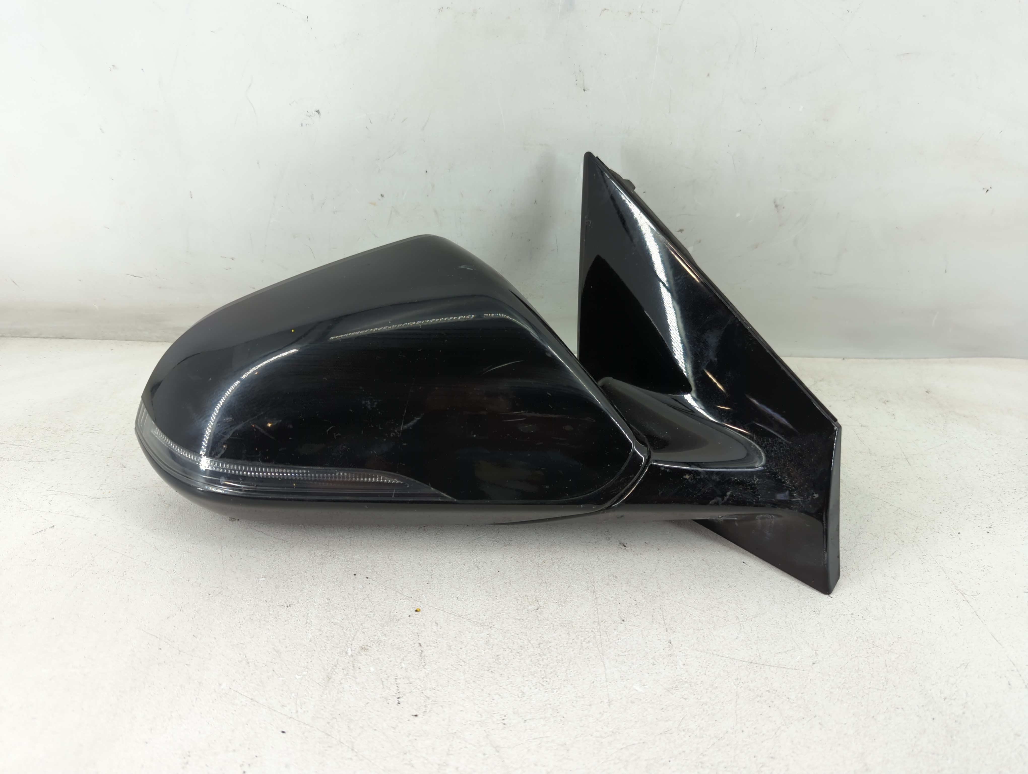 2018-2019 Hyundai Sonata Passenger Right Side View Power Door Mirror 1071532 - Oemusedautoparts1.com