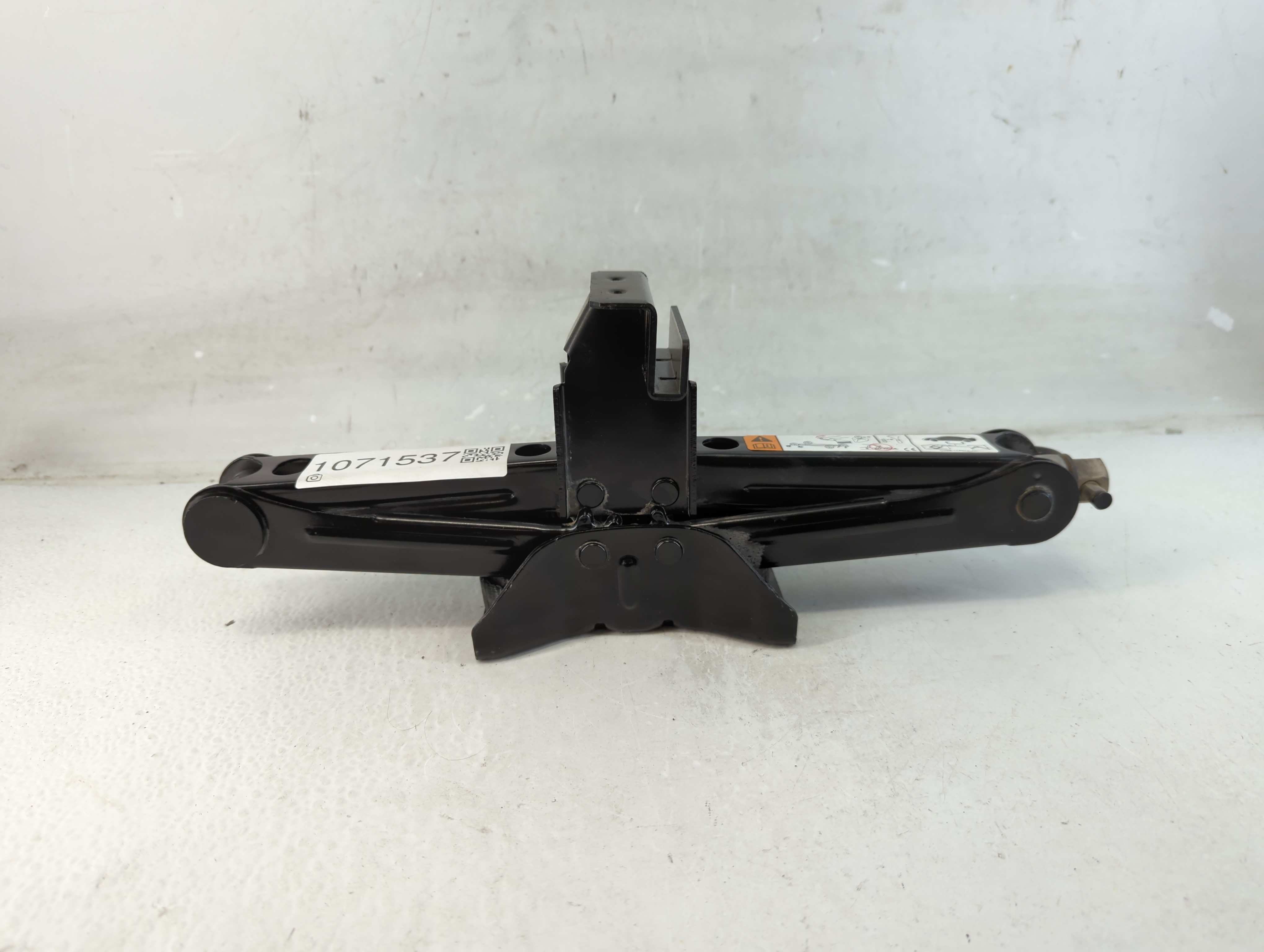 2013 Ford Escape Spare Scissor Car Jack 1071537 - Oemusedautoparts1.com