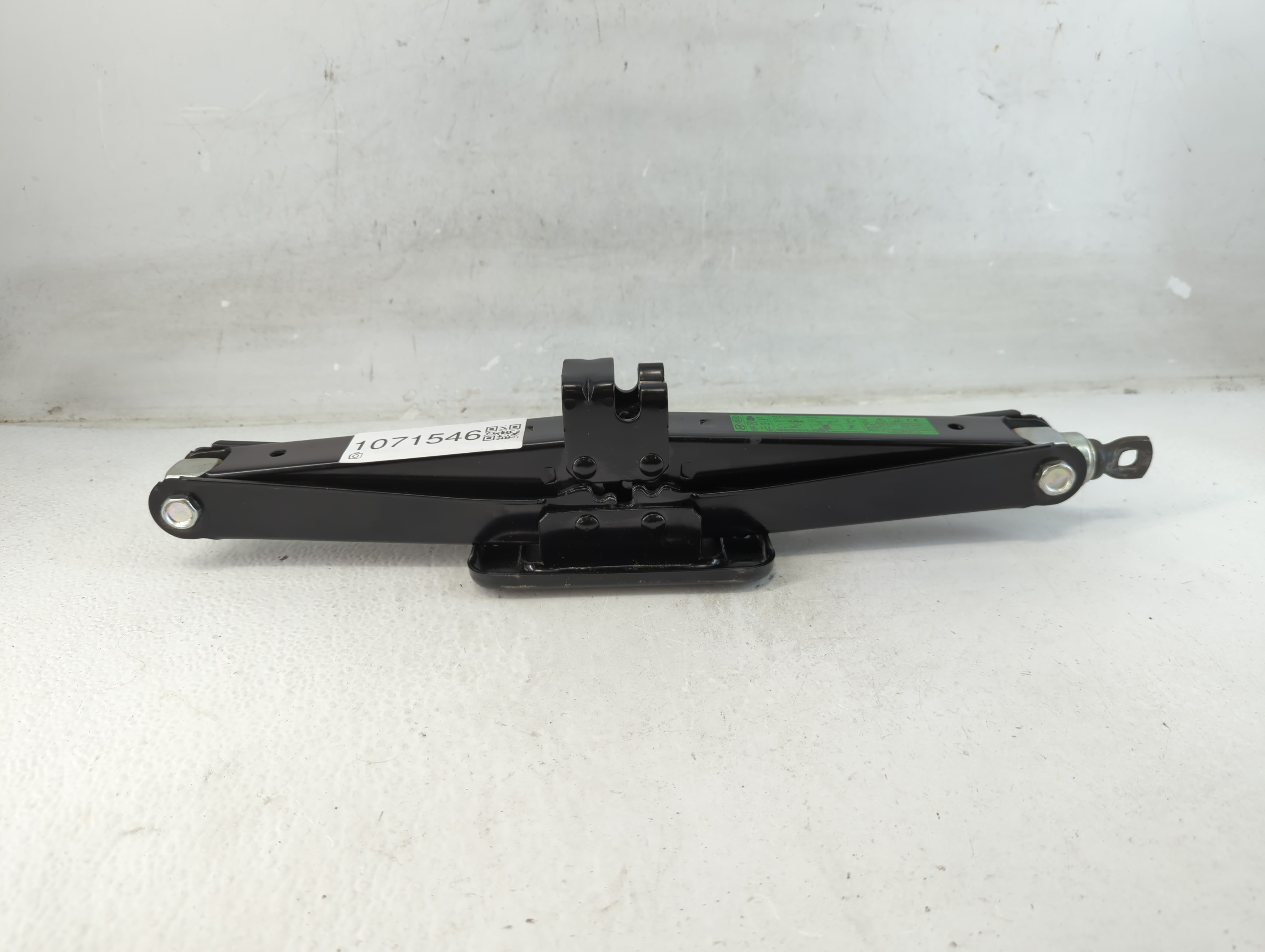 2019 Kia Sorento Spare Scissor Car Jack 1071546 - Oemusedautoparts1.com