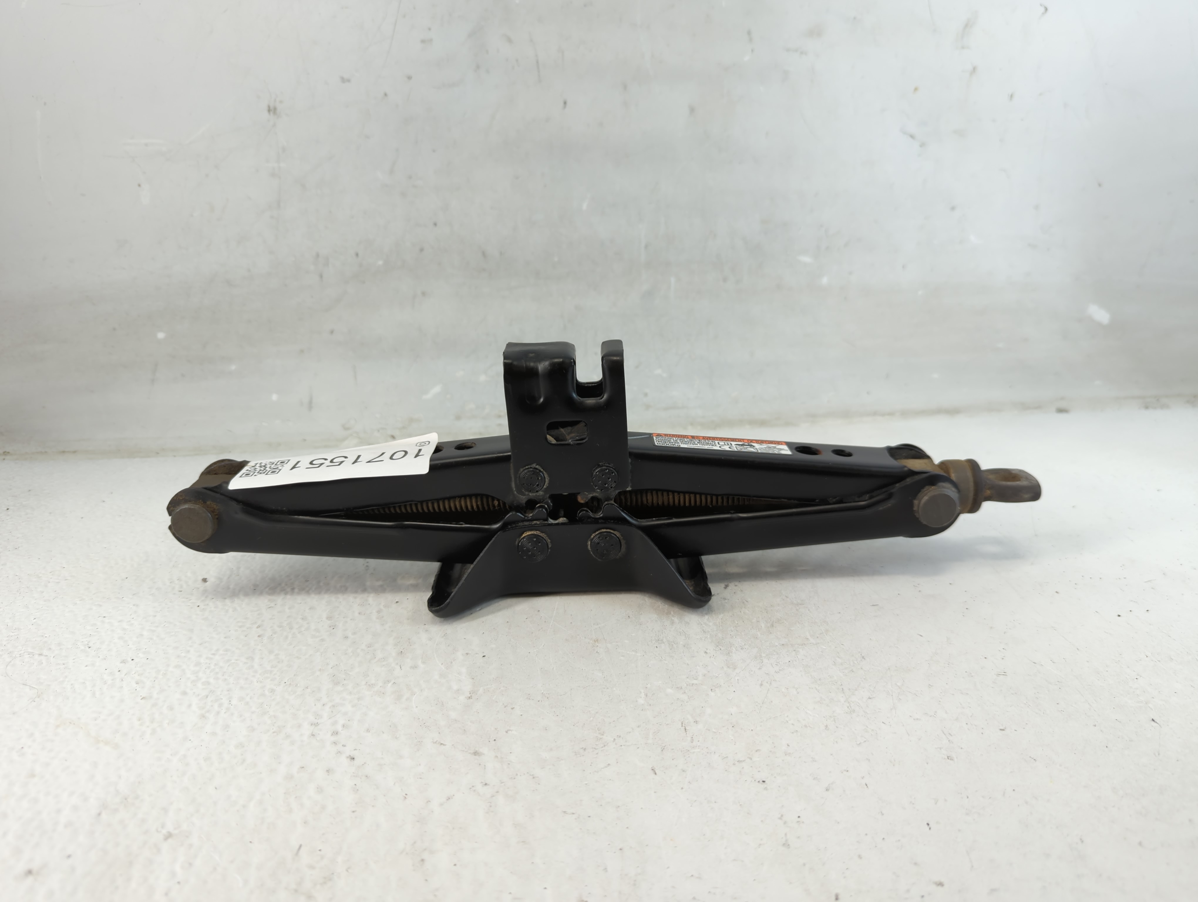 Picture of 2015 Toyota Camry Spare Scissor Car Jack 1071551