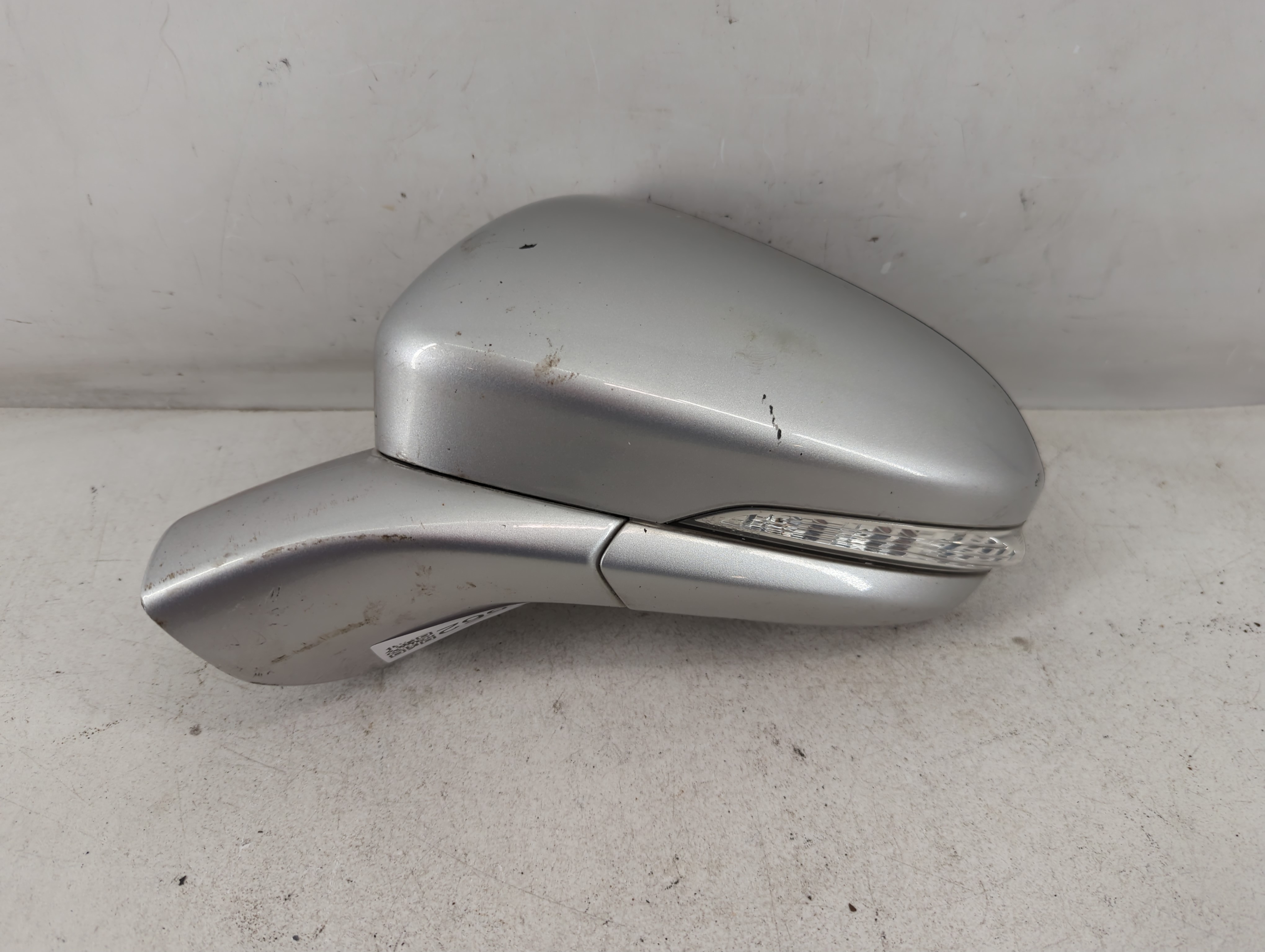 2019-2020 Ford Fusion Driver Left Side View Power Door Mirror Silver 1071562 - Oemusedautoparts1.com