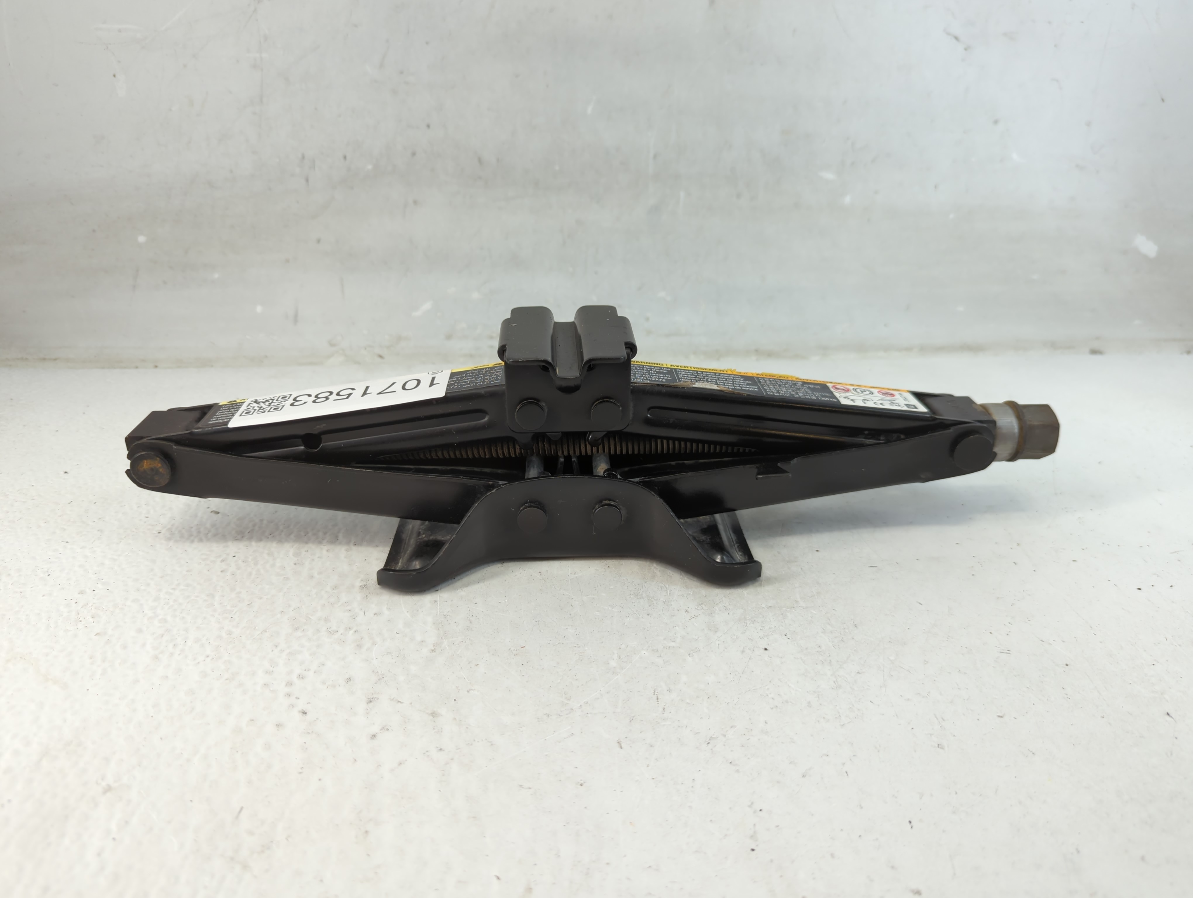 2011 Buick Regal Spare Scissor Car Jack 1071583 - Oemusedautoparts1.com