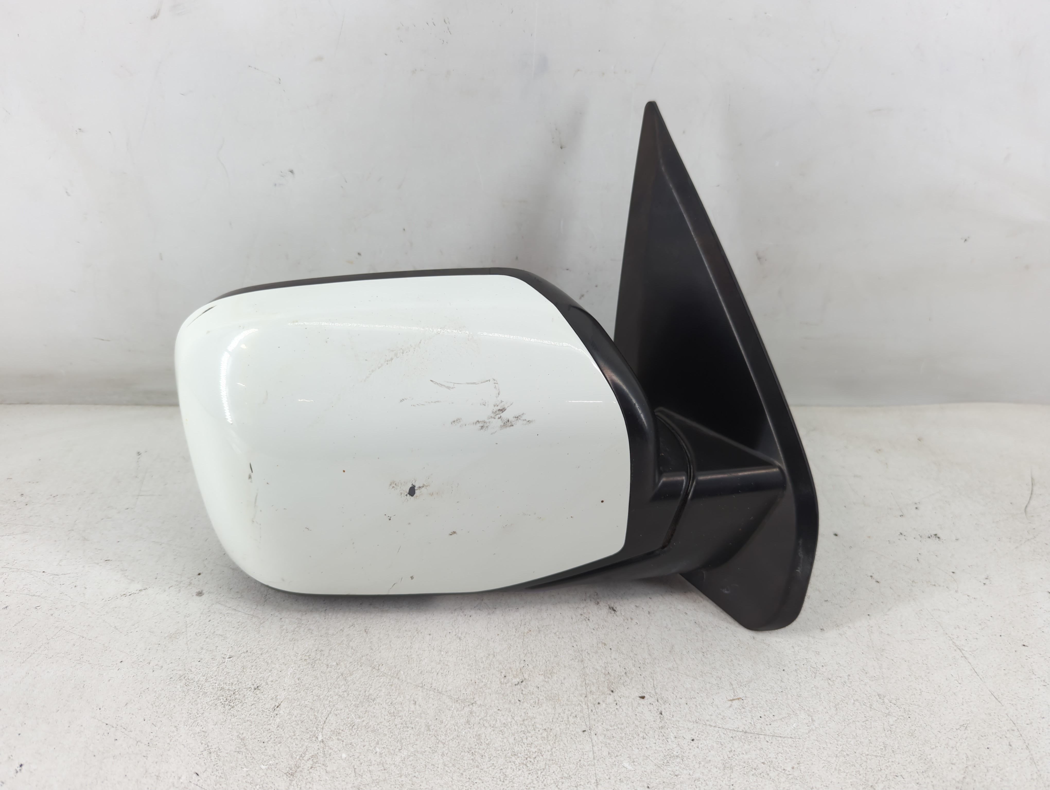 Picture of 2009-2015 Honda Pilot Passenger Right Side View Power Door Mirror White 1071598