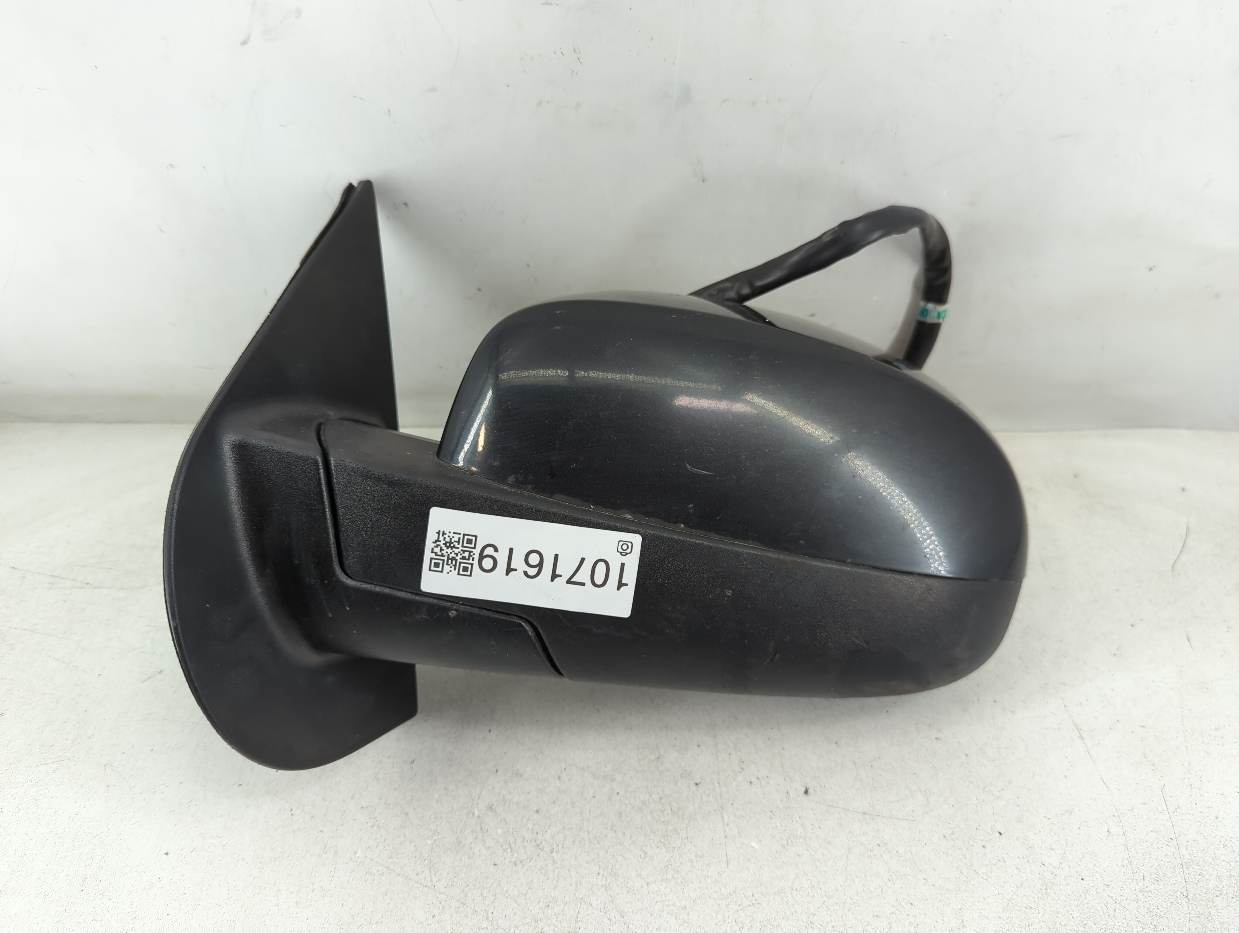 Picture of 2009-2014 Gmc Yukon Xl 1500 Driver Left Side View Power Door Mirror 1071619