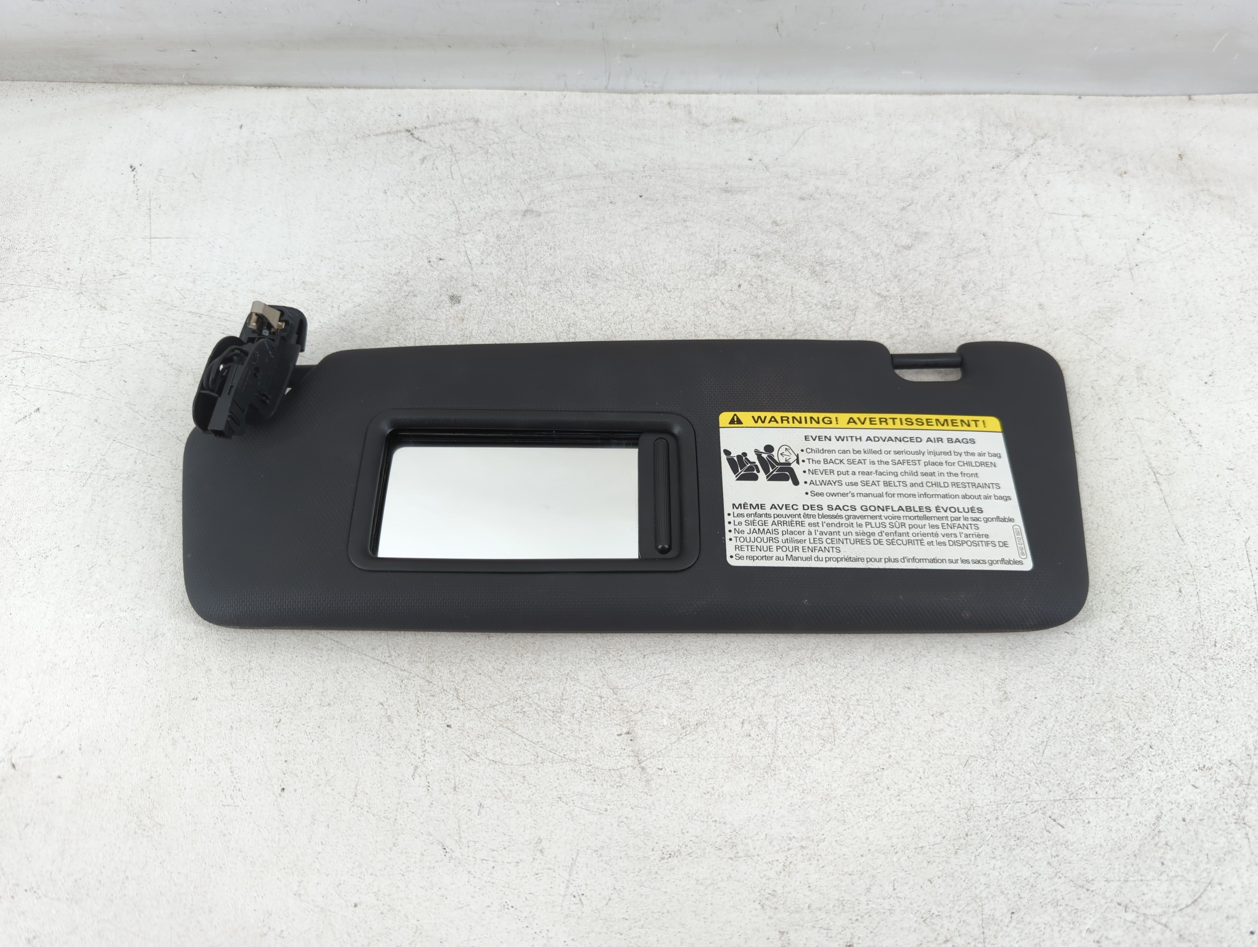 2014-2016 Audi A5 Driver Sun Visor Mirror Left Sunvisor Black 1071627 - Oemusedautoparts1.com