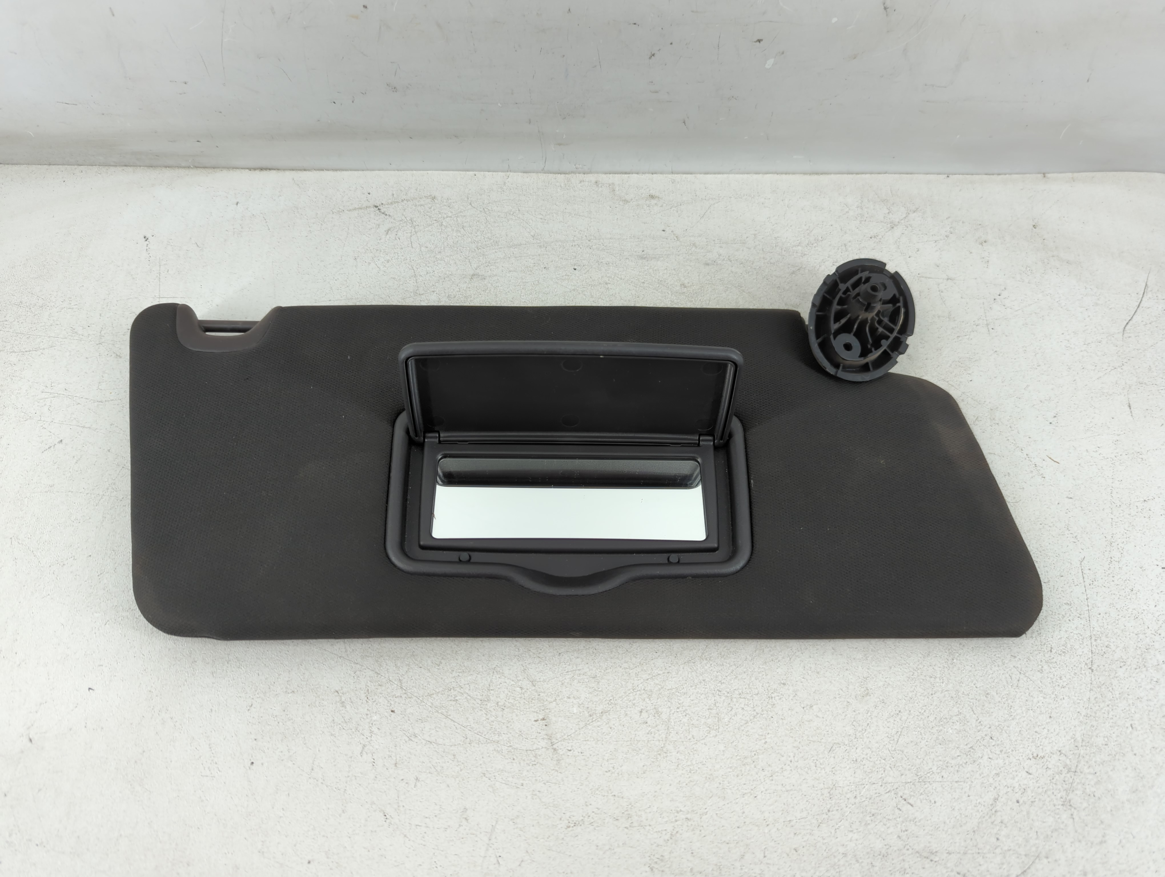 2011-2015 Ford Explorer Passenger Sun Visor Mirror Right Sunvisor Black 1071638 - Oemusedautoparts1.com