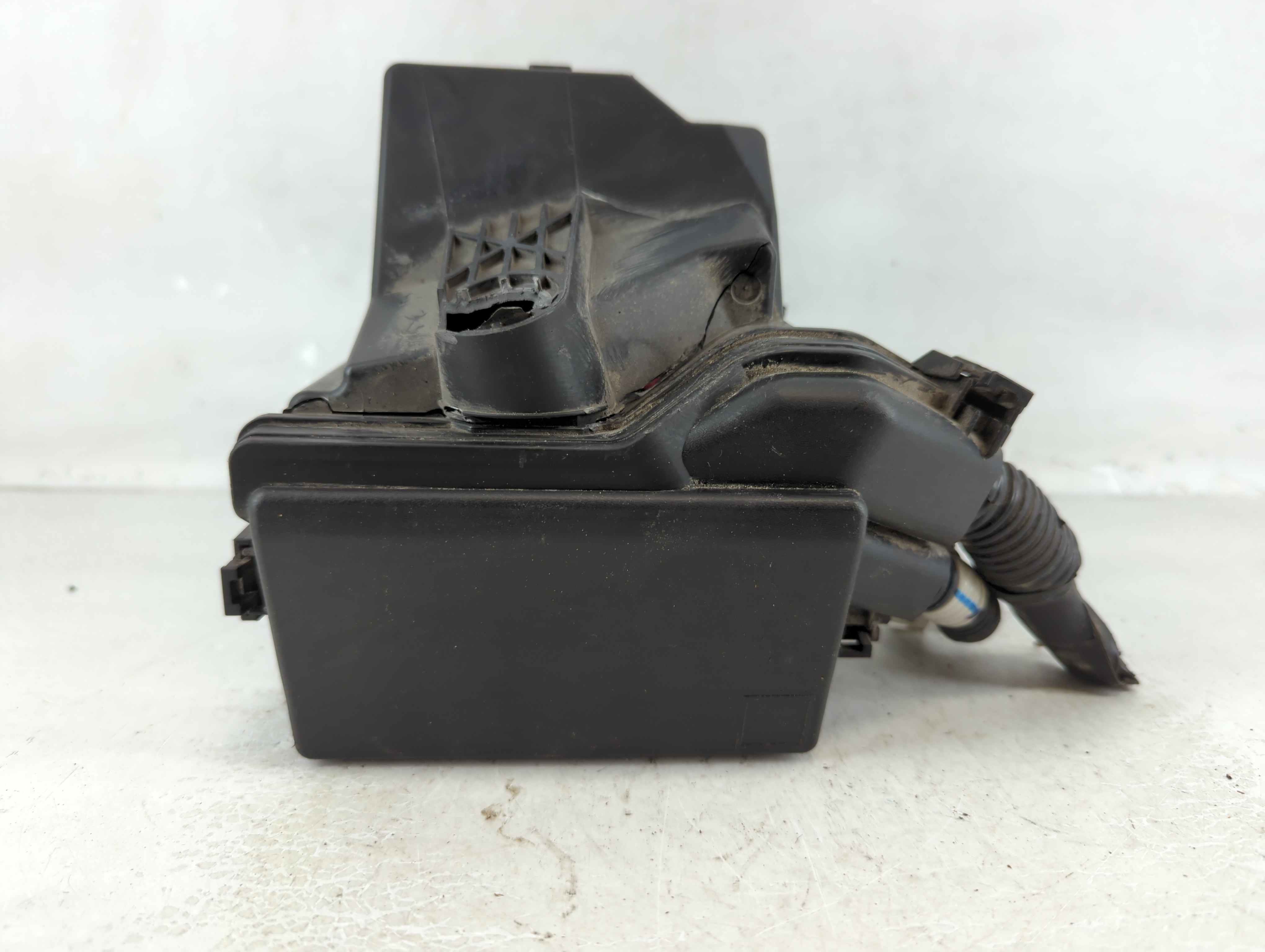 2013-2019 Nissan Versa Fusebox Fuse Box Relay Module 284b7 1hr6a 1071659 - Oemusedautoparts1.com