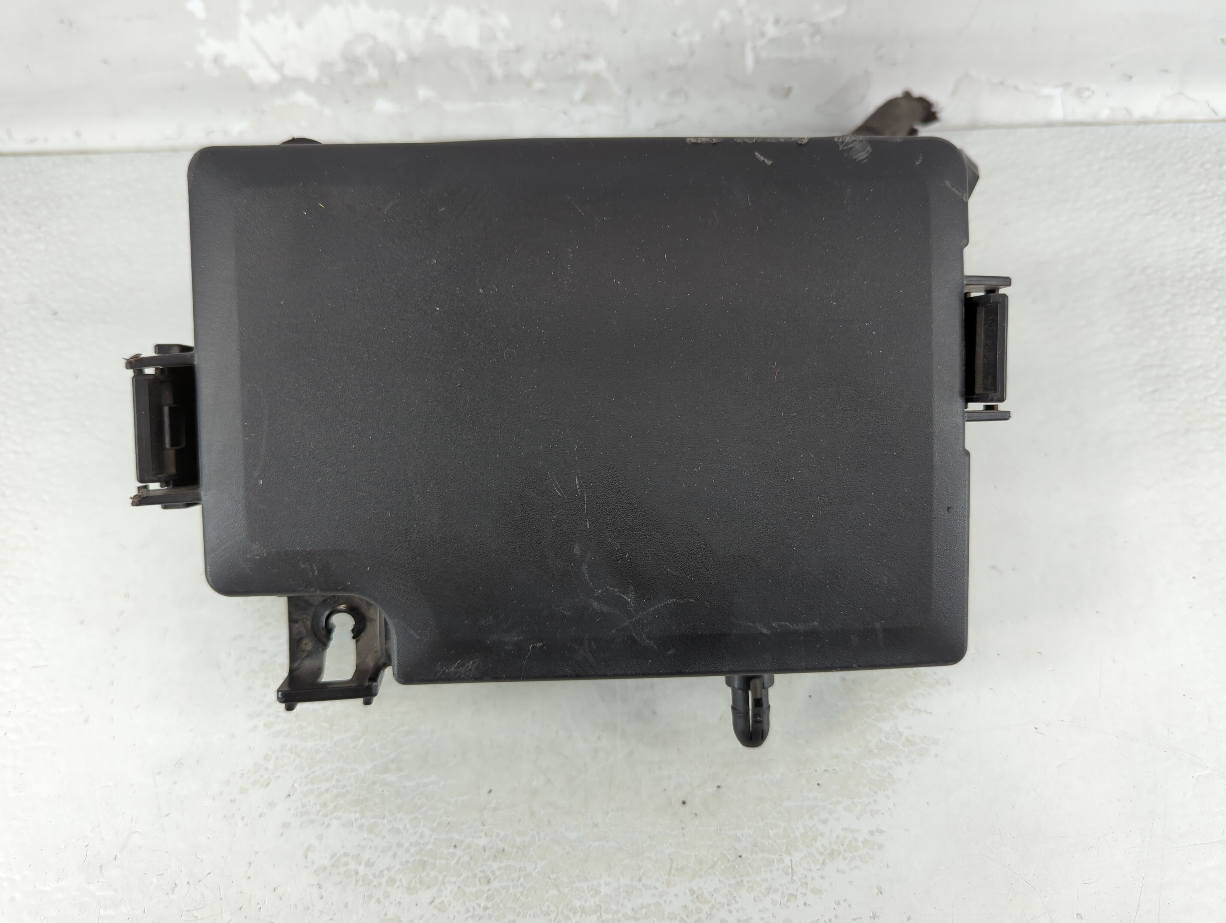 2018-2018 Hyundai Elantra Fusebox Fuse Box Relay Module 91956-f2022 1071679 - Oemusedautoparts1.com