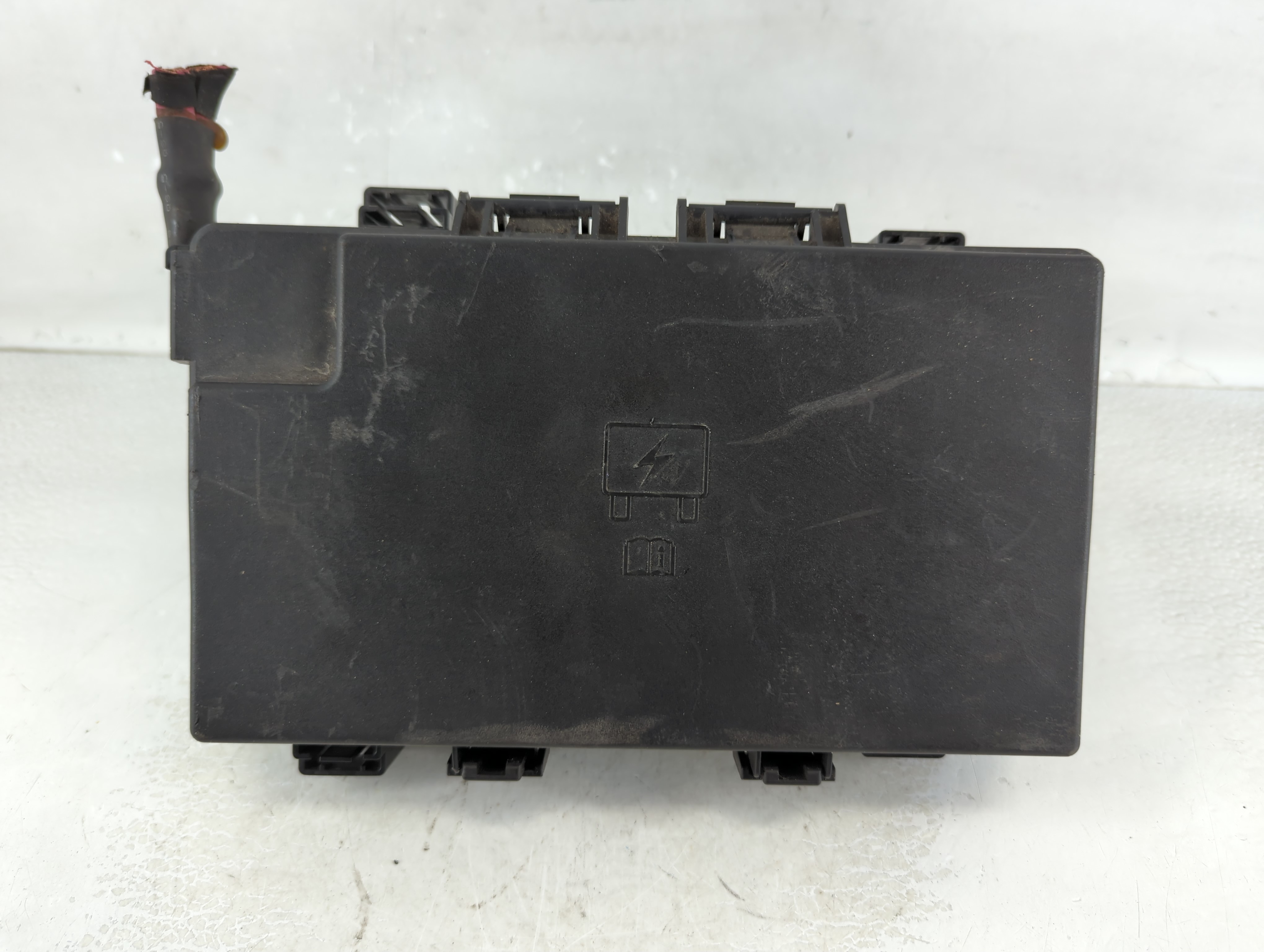 2014 Jeep Grand Cherokee Fusebox Fuse Box Relay Module 1071682 - Oemusedautoparts1.com