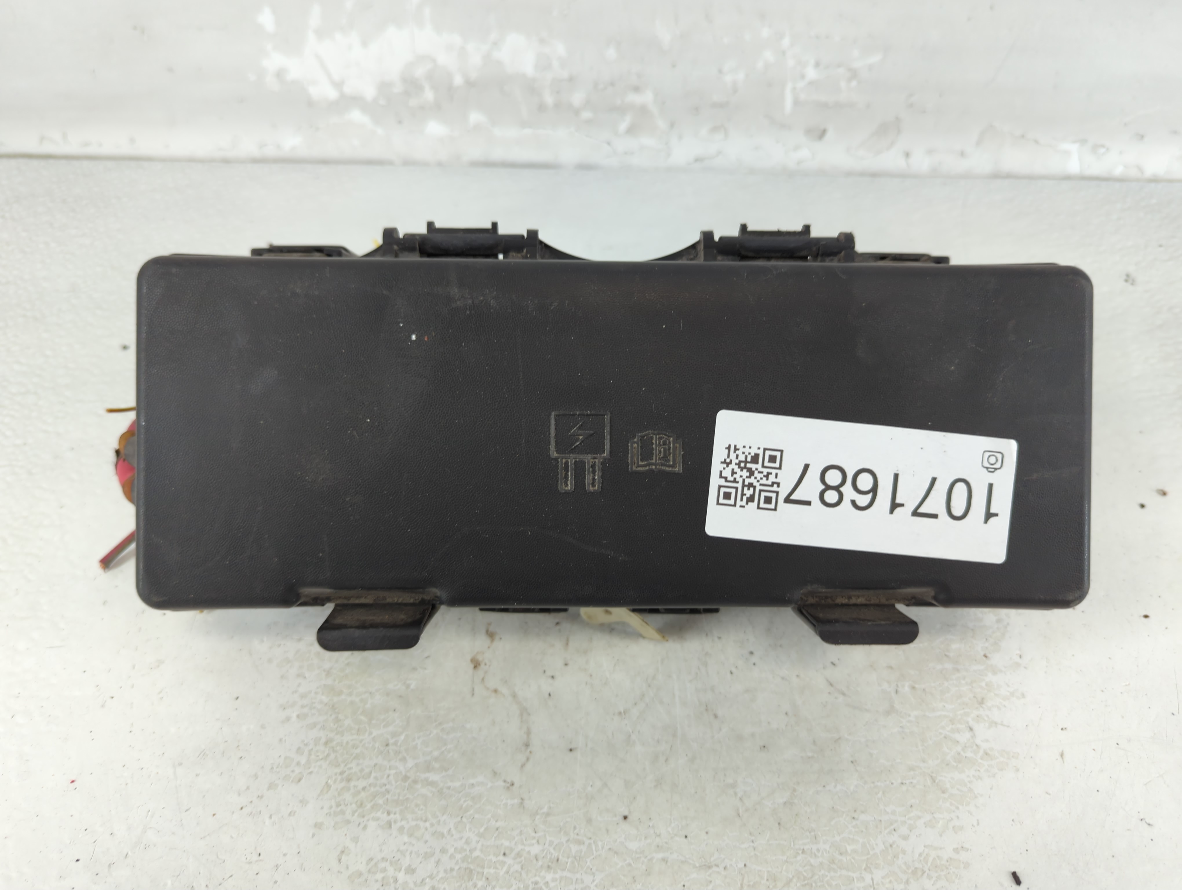 2011-2014 Ford F-150 Fusebox Fuse Box Relay Module Dl3t-12a581gah 1071687 - Oemusedautoparts1.com