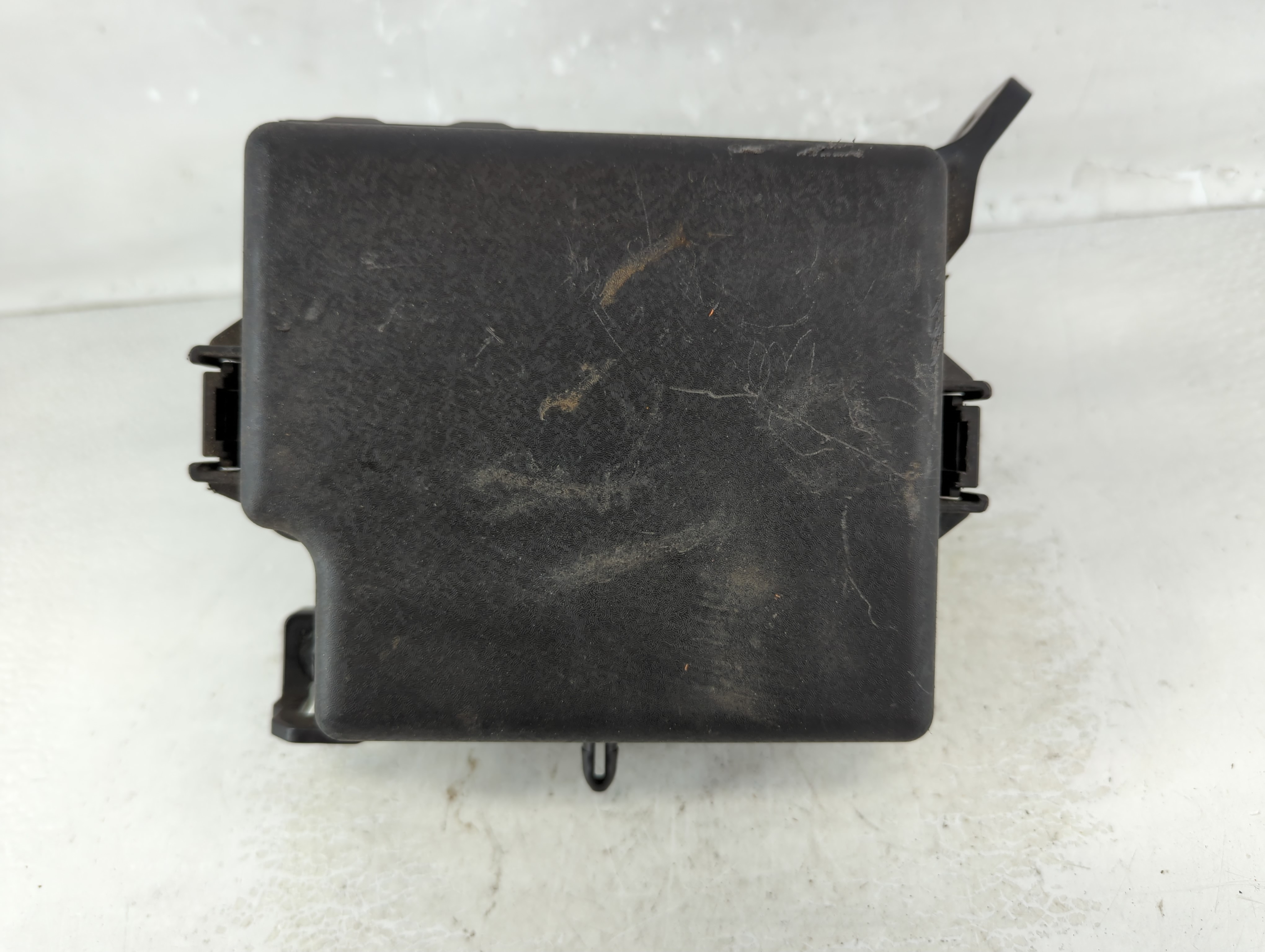 2015-2015 Kia Soul Fusebox Fuse Box Relay Module 91950-b2050 1071713 - Oemusedautoparts1.com