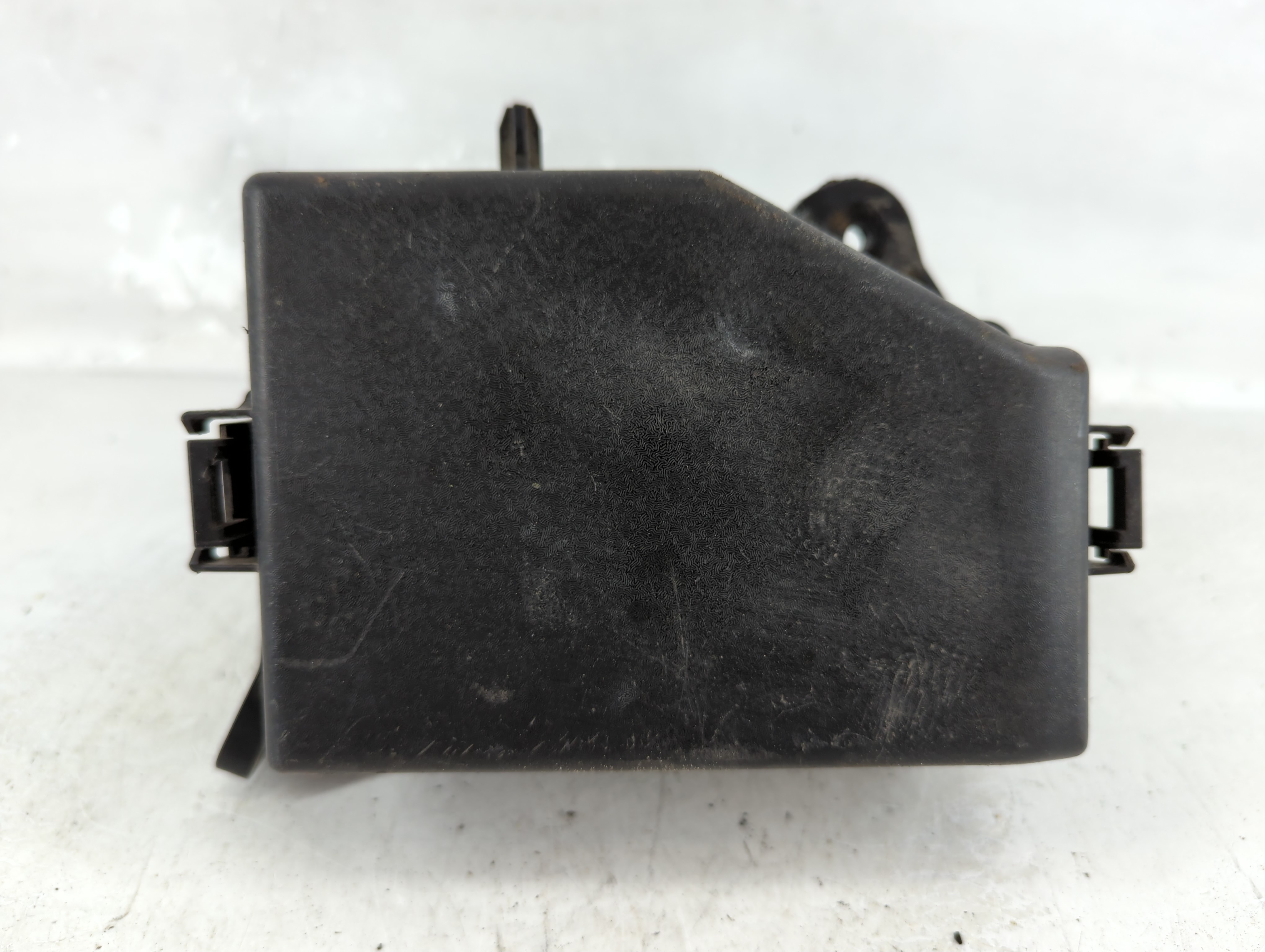 2012-2013 Hyundai Accent Fusebox Fuse Box Relay Module 1071717 - Oemusedautoparts1.com