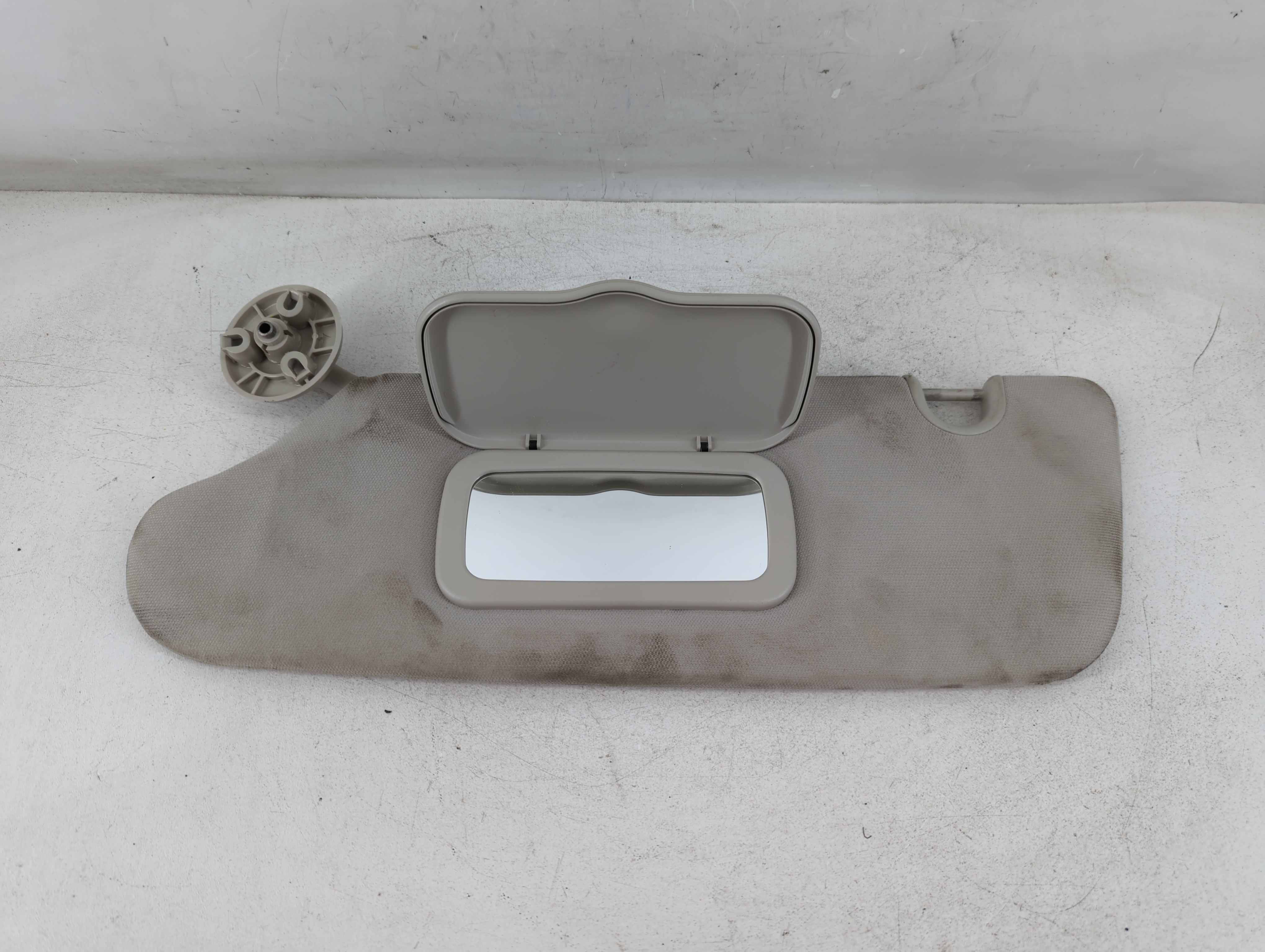 Picture of Dodge Caravan Driver Sun Visor Mirror Left Sunvisor Grey 1071740