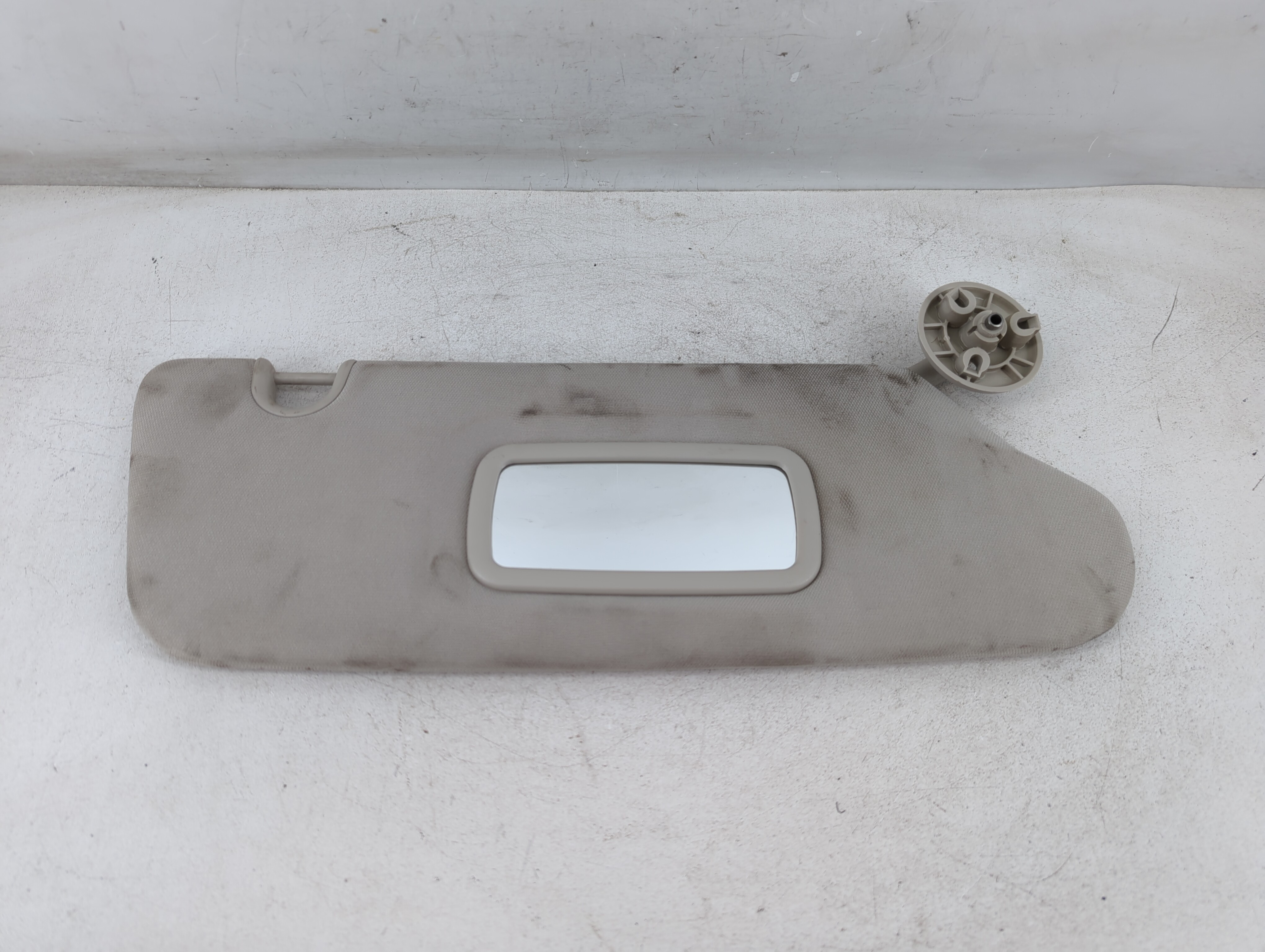 Picture of Dodge Caravan Passenger Sun Visor Mirror Right Sunvisor Grey 1071741