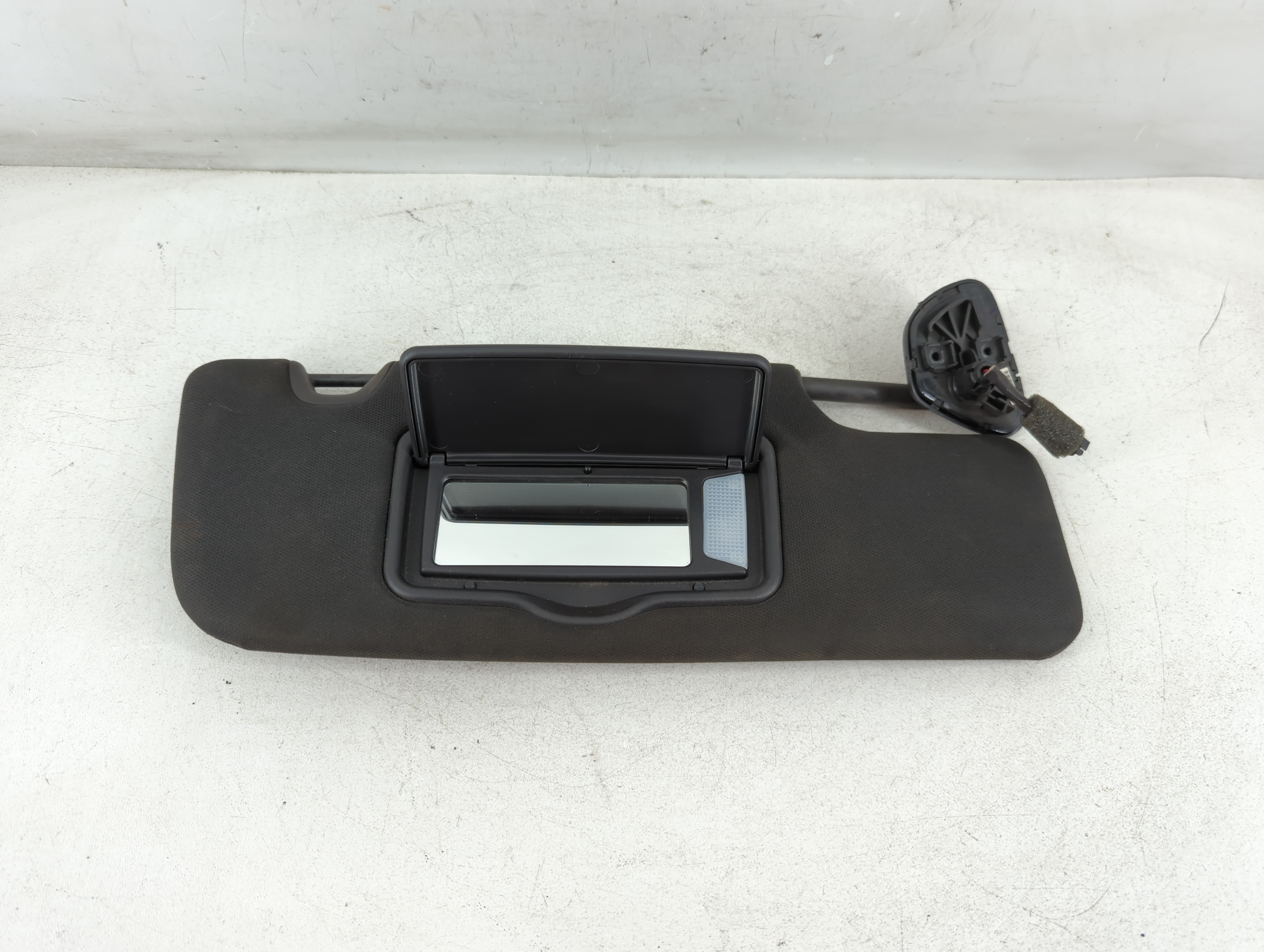2012-2014 Ford Mustang Driver Sun Visor Mirror Left Sunvisor Black 1071745 - Oemusedautoparts1.com
