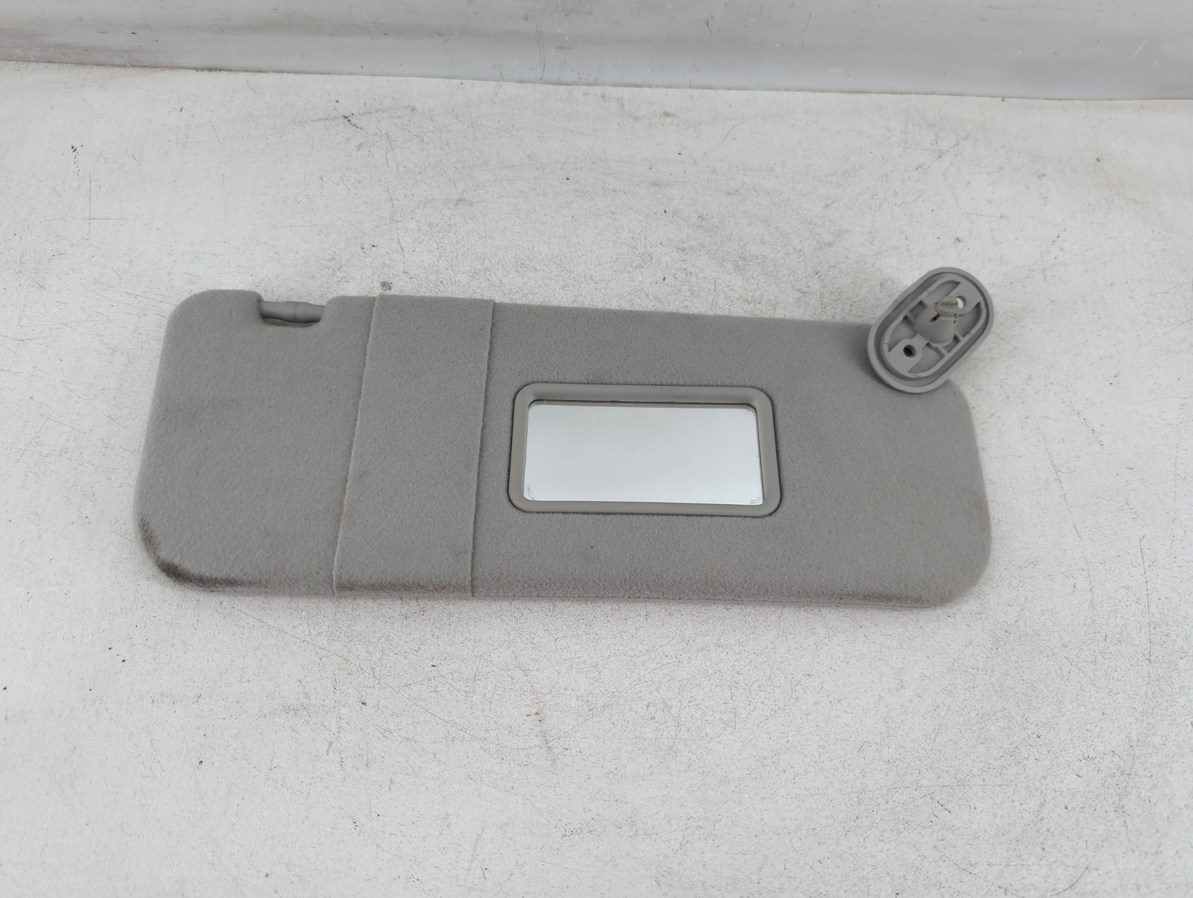 2003-2005 Toyota Corolla Passenger Sun Visor Mirror Right Sunvisor Grey 1071748 - Oemusedautoparts1.com