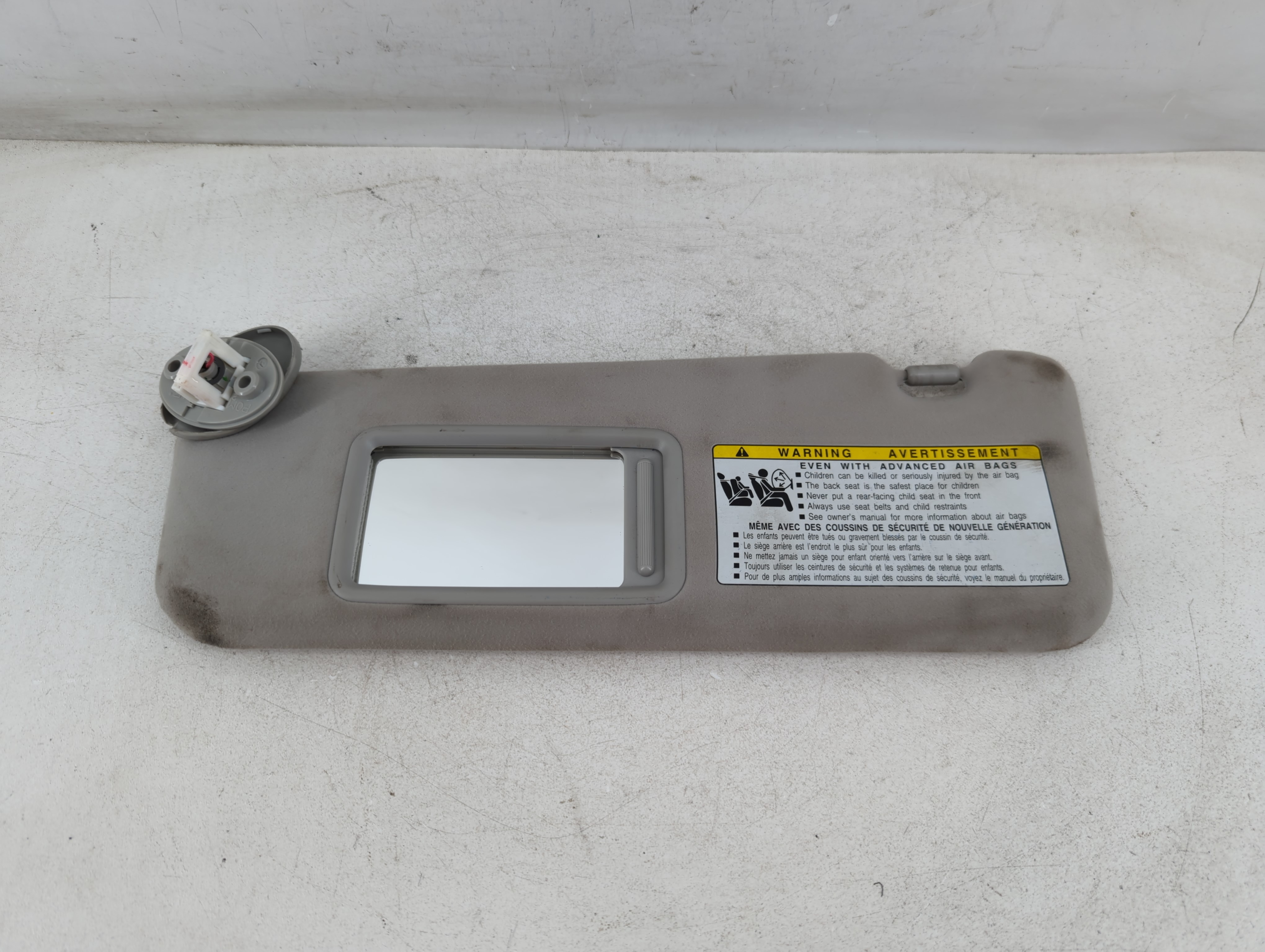 2007-2009 Lexus Es350 Driver Sun Visor Mirror Left Sunvisor Grey 1071750 - Oemusedautoparts1.com