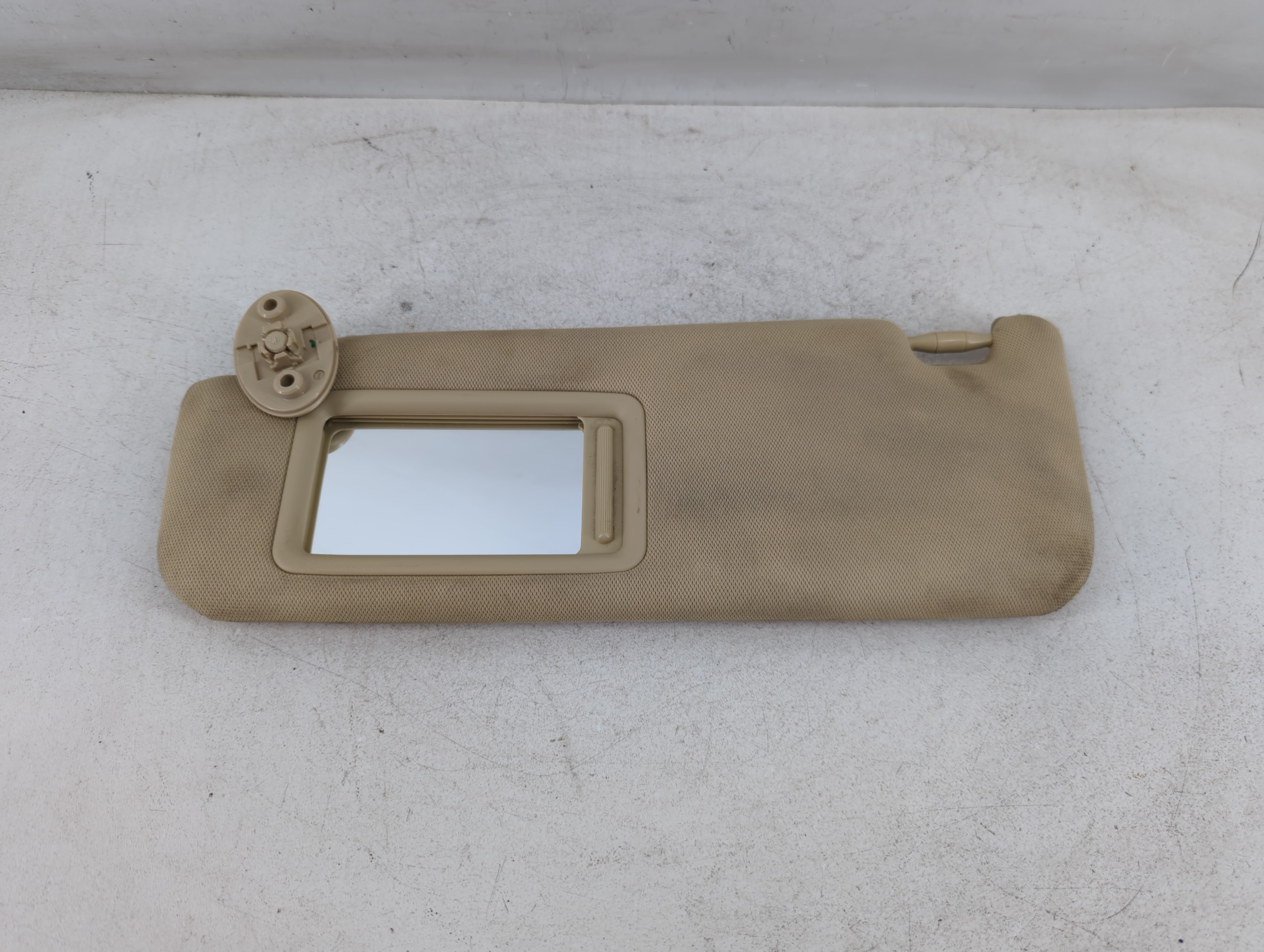 2012-2017 Toyota Camry Driver Sun Visor Mirror Left Sunvisor Beige 1071778 - Oemusedautoparts1.com