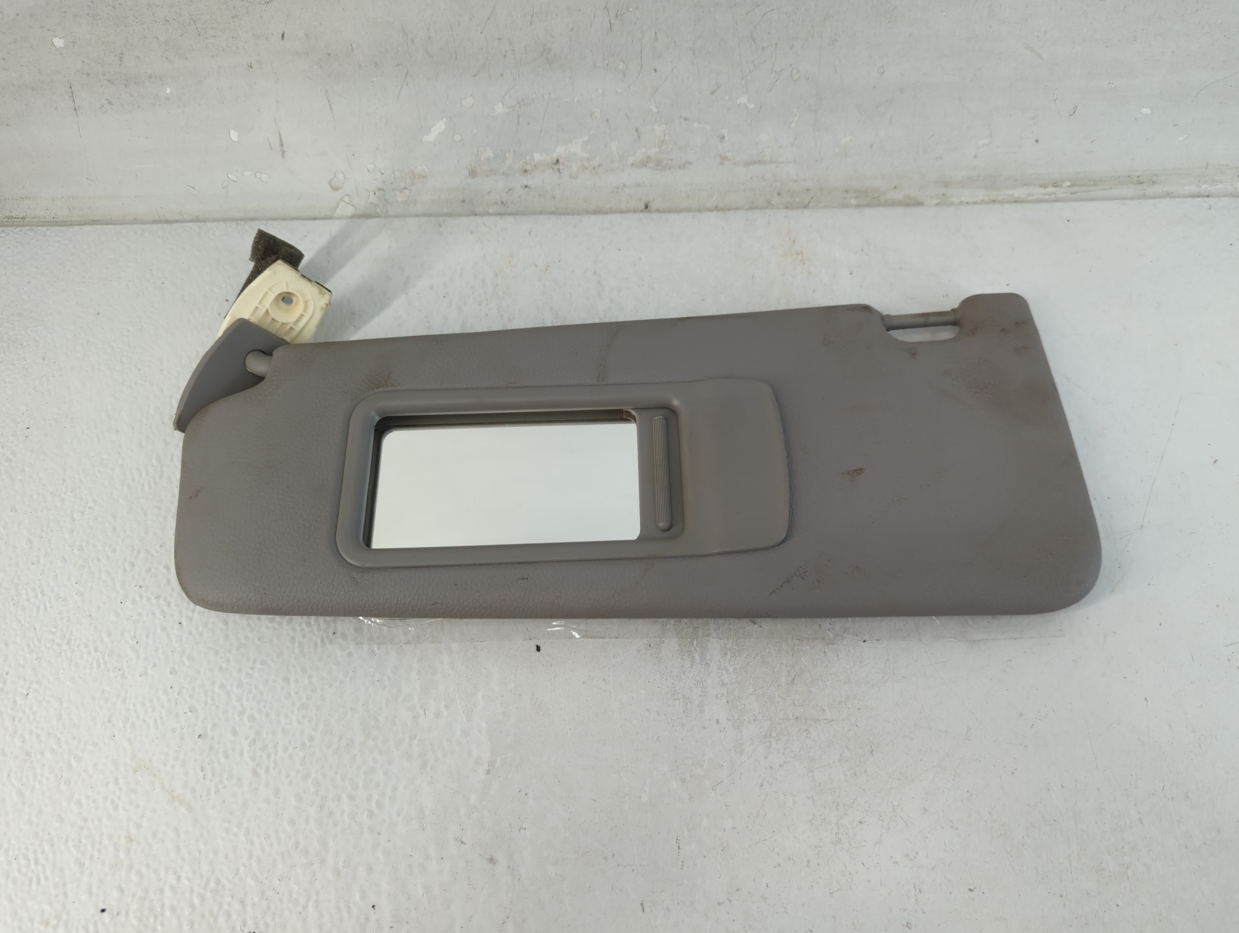 2010-2016 Bmw 535i Driver Sun Visor Mirror Left Sunvisor Grey 1071800 - Oemusedautoparts1.com