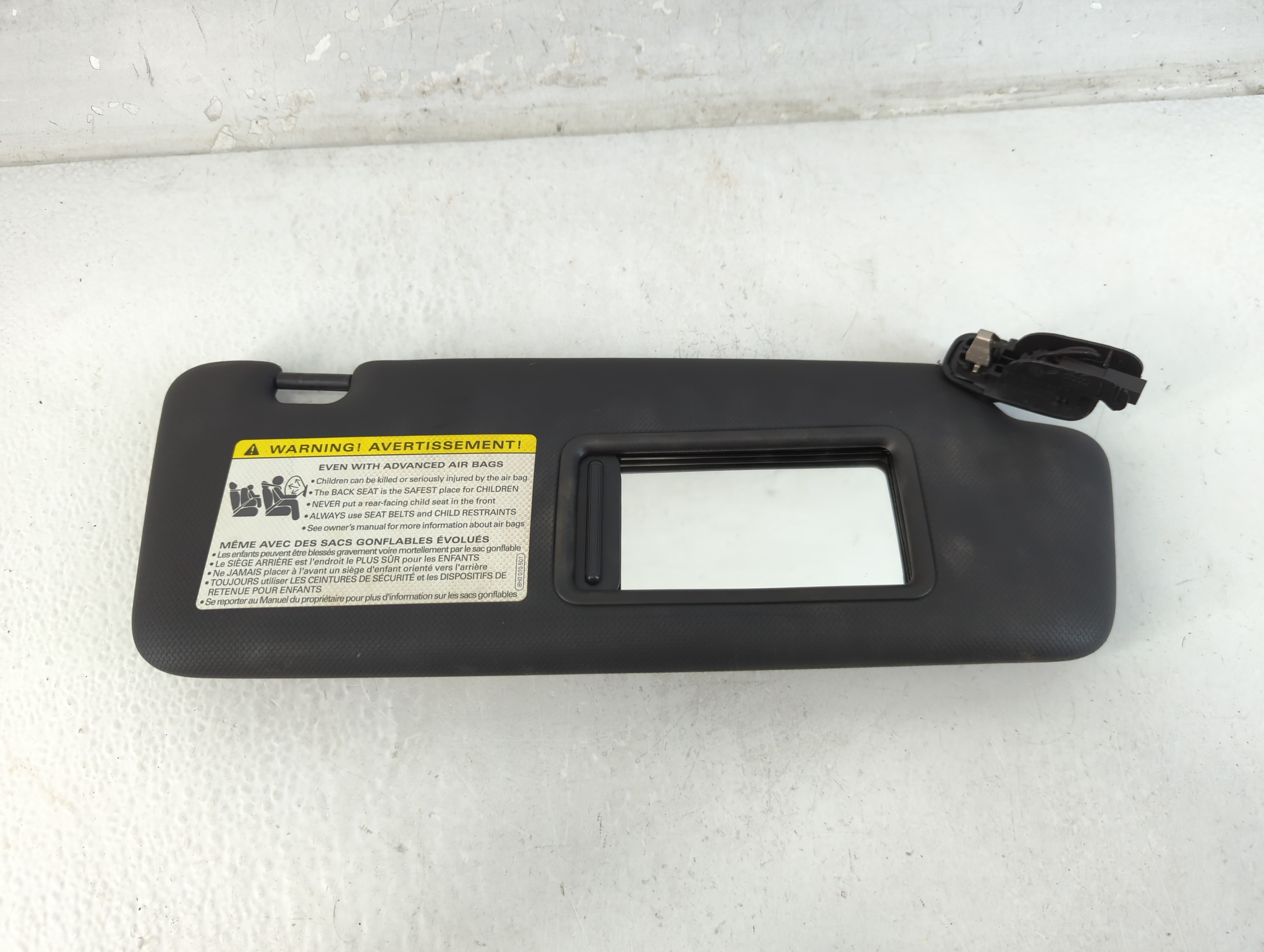 2008-2010 Audi A5 Driver Sun Visor Mirror Left Sunvisor Black 1071817 - Oemusedautoparts1.com