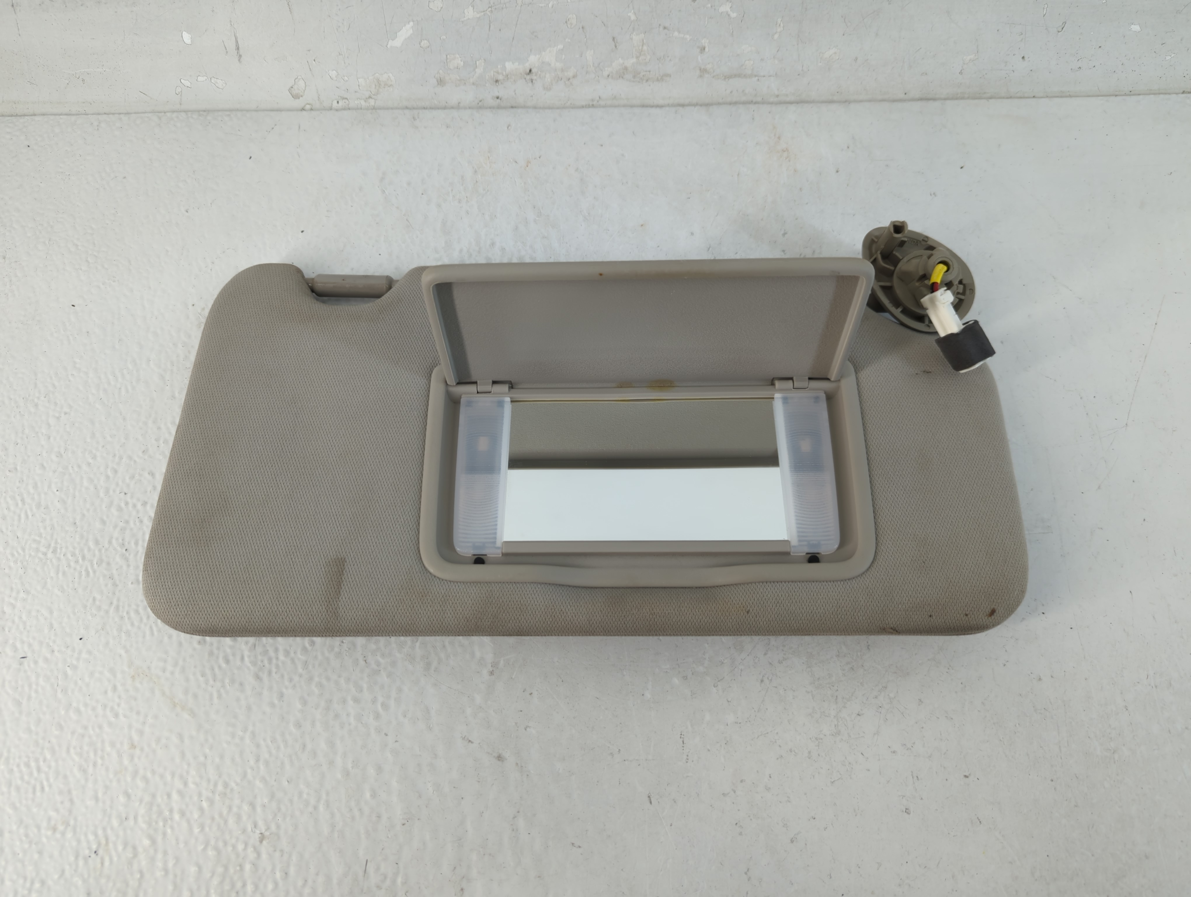 2016-2022 Honda Hr-v Passenger Sun Visor Mirror Right Sunvisor Gray 1071854 - Oemusedautoparts1.com