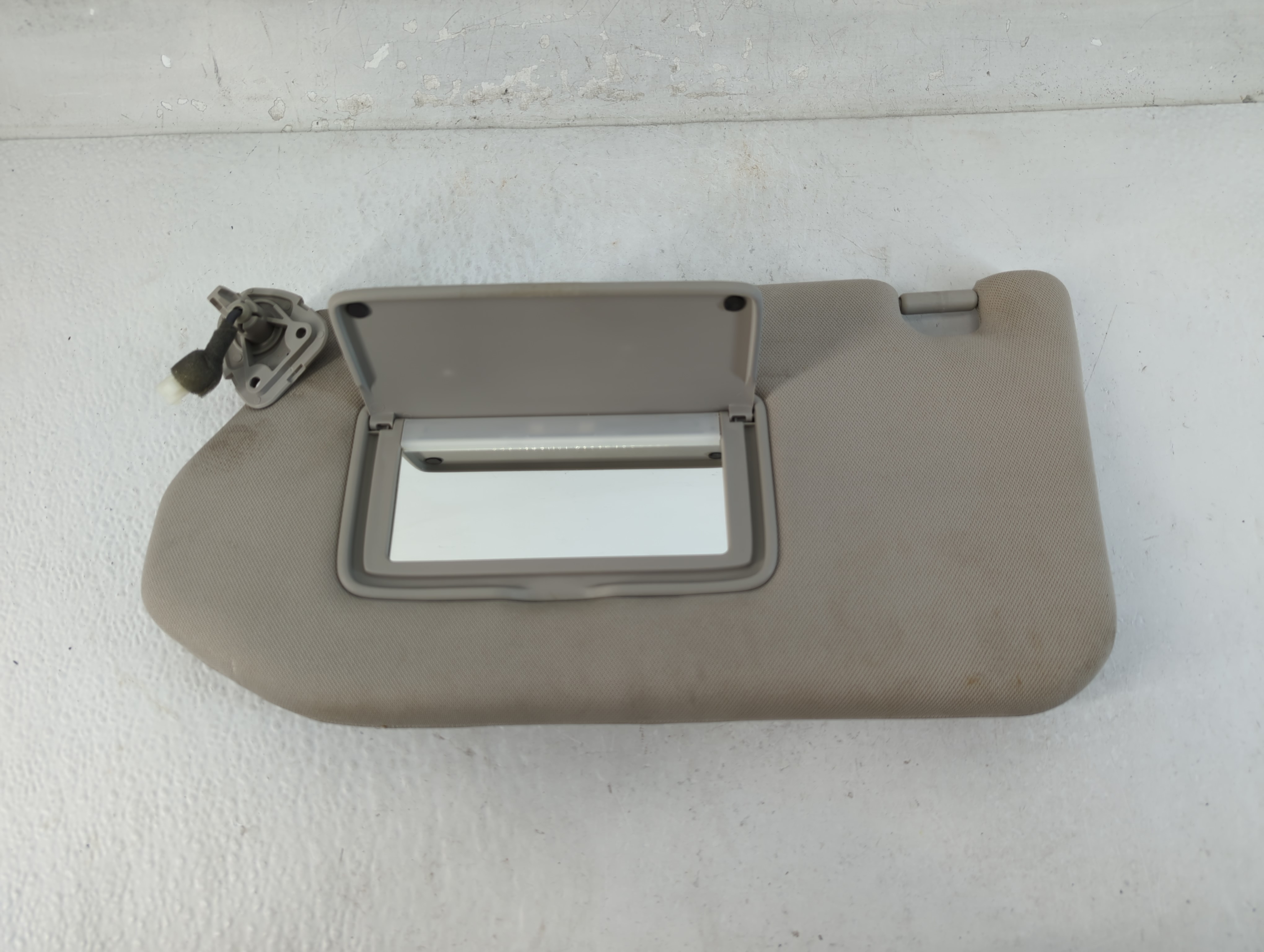 2014-2019 Infiniti Qx60 Driver Sun Visor Mirror Left Sunvisor Grey 1071862 - Oemusedautoparts1.com
