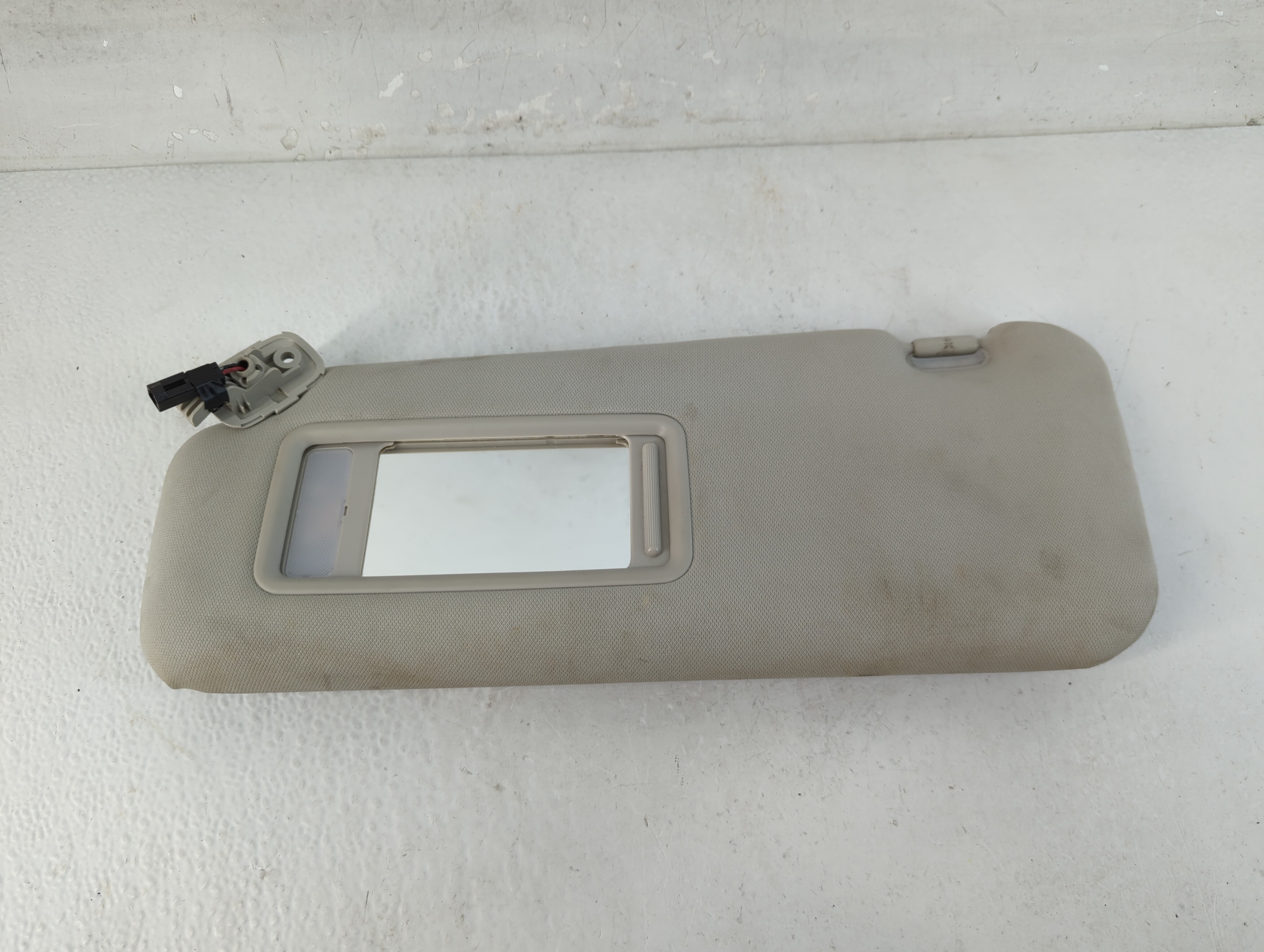 2010-2015 Mazda Cx-9 Driver Sun Visor Mirror Left Sunvisor Ivory 1071863 - Oemusedautoparts1.com