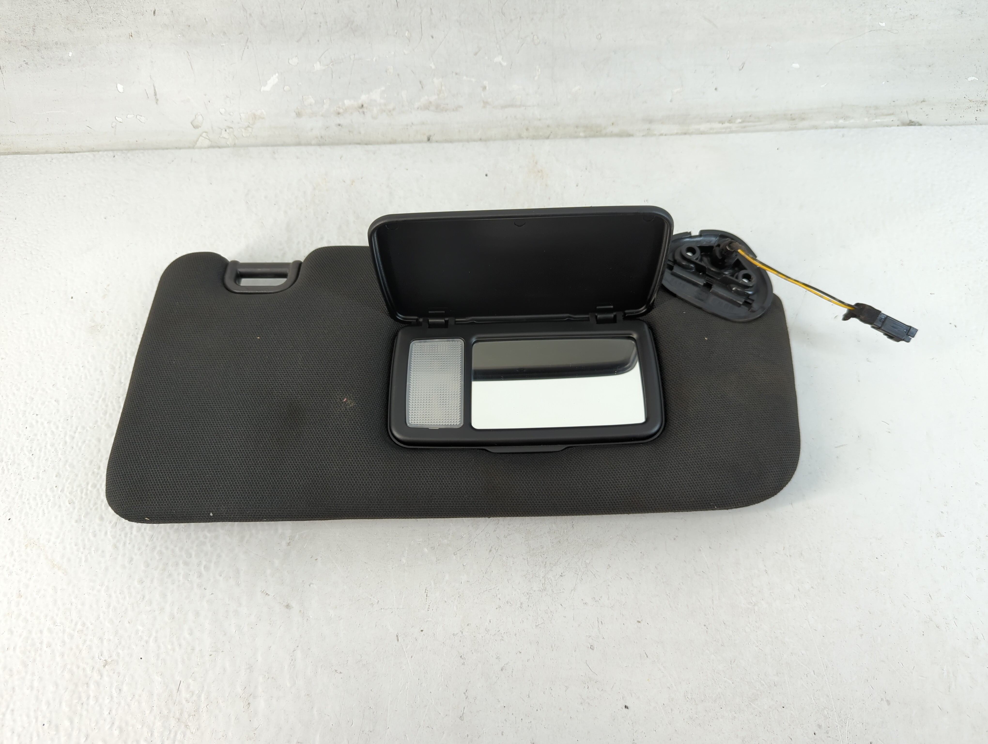 2015-2021 Subaru Wrx Driver Sun Visor Mirror Left Sunvisor Black 1071877 - Oemusedautoparts1.com
