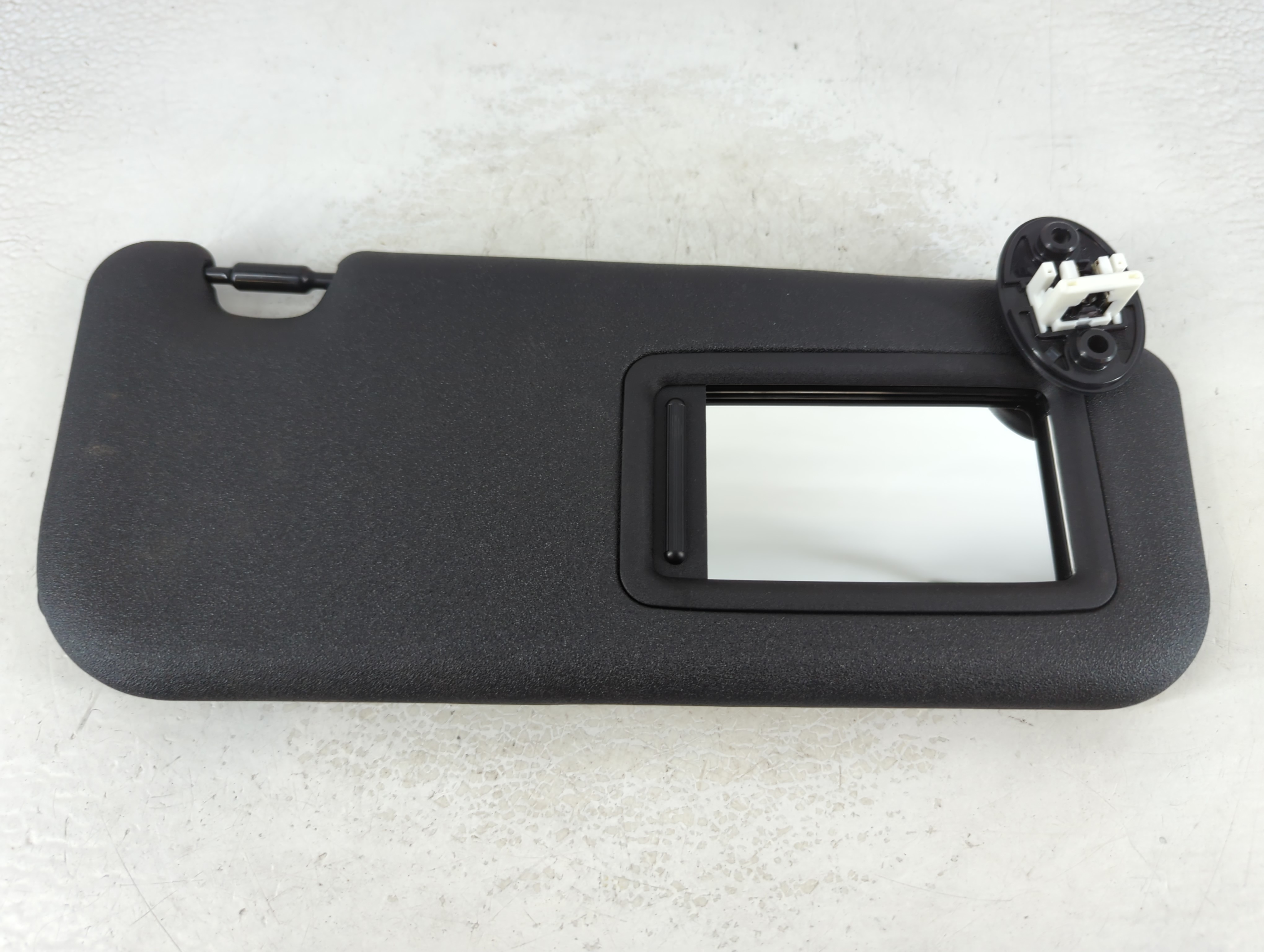 2019-2022 Toyota Corolla Passenger Sun Visor Mirror Right Sunvisor Black 1071943 - Oemusedautoparts1.com