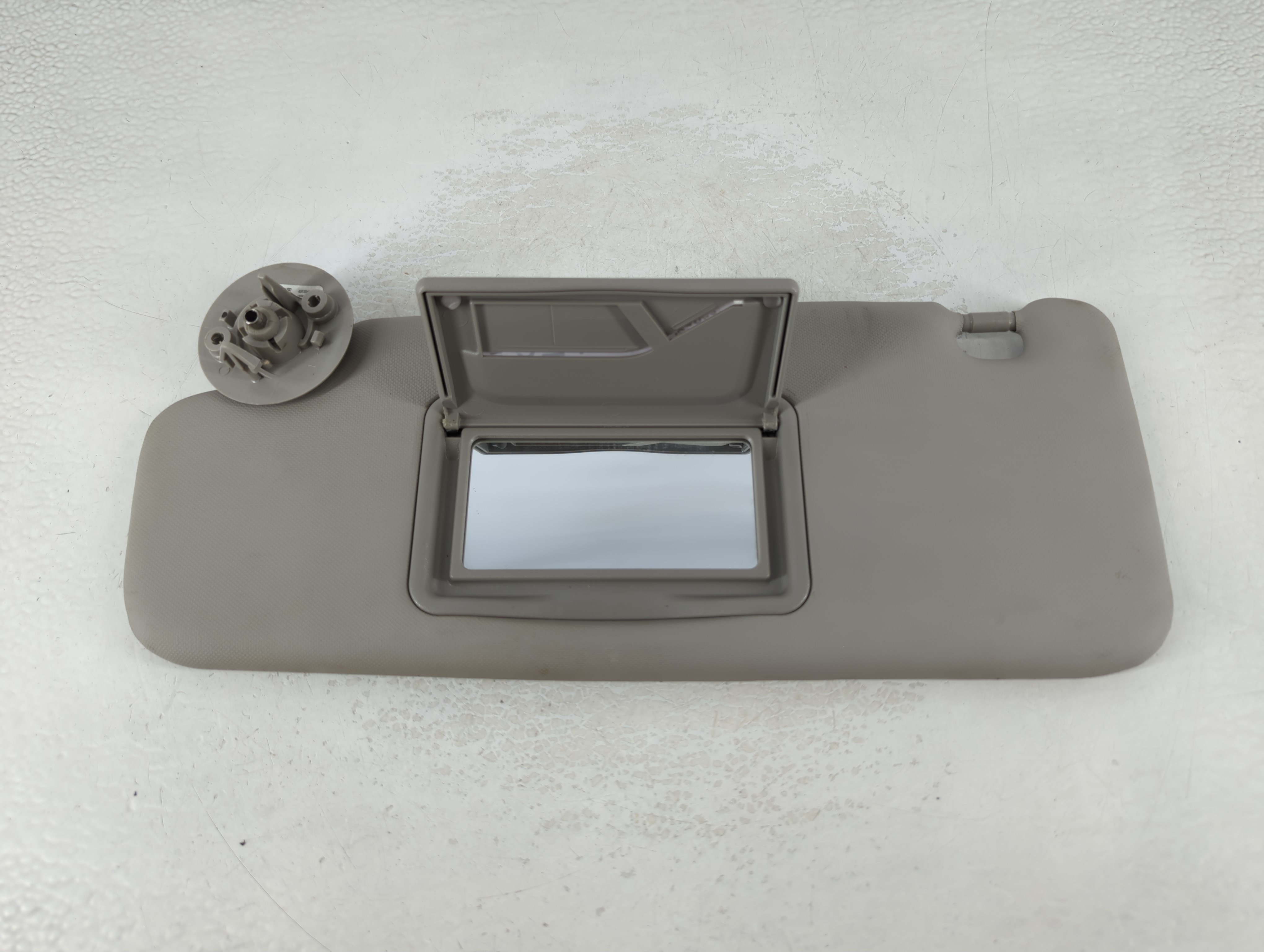 2012-2019 Chevrolet Sonic Driver Sun Visor Mirror Left Sunvisor Grey 1071963 - Oemusedautoparts1.com