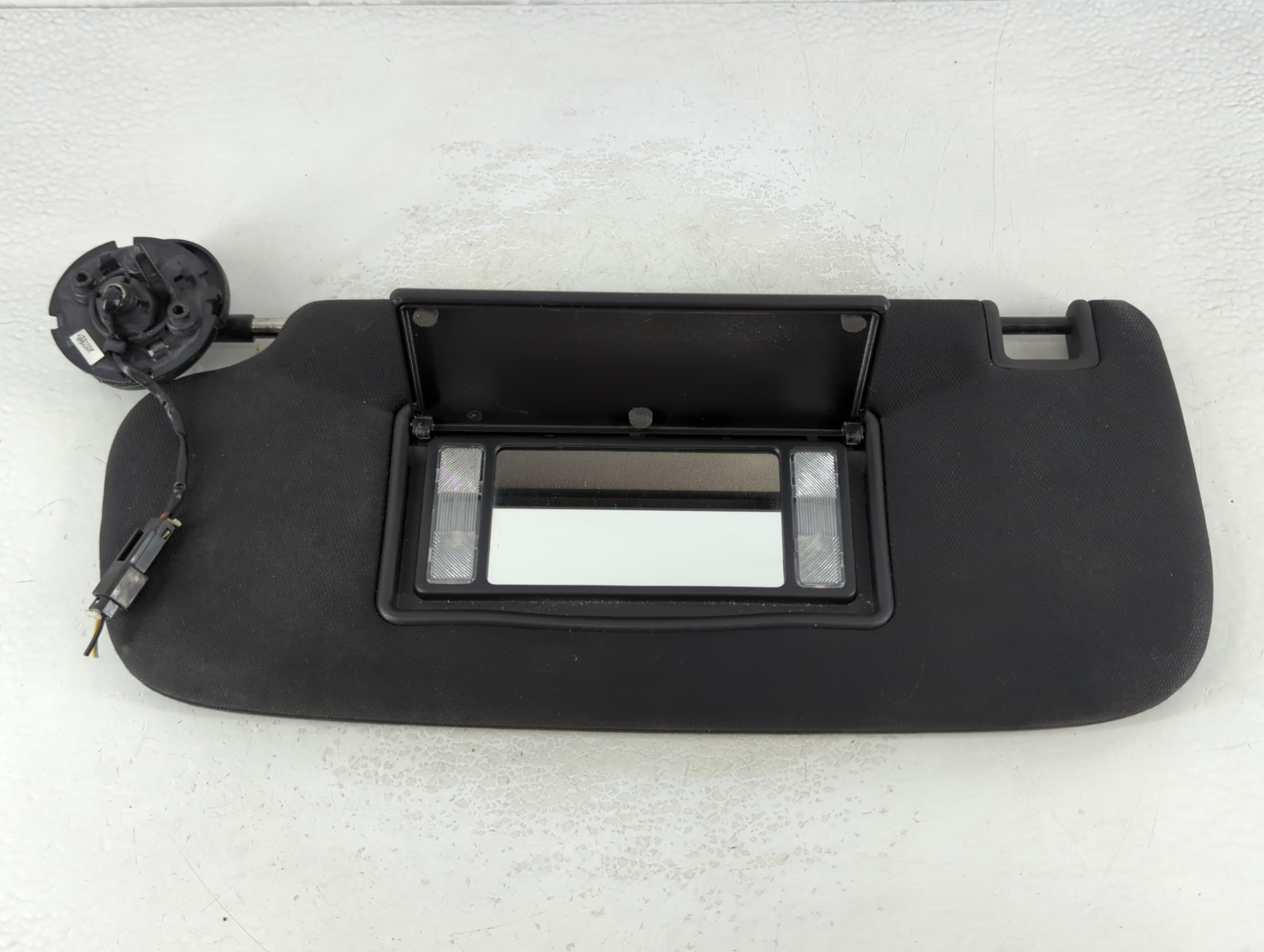 2014-2022 Jeep Grand Cherokee Driver Sun Visor Mirror Left Sunvisor 1071973 - Oemusedautoparts1.com