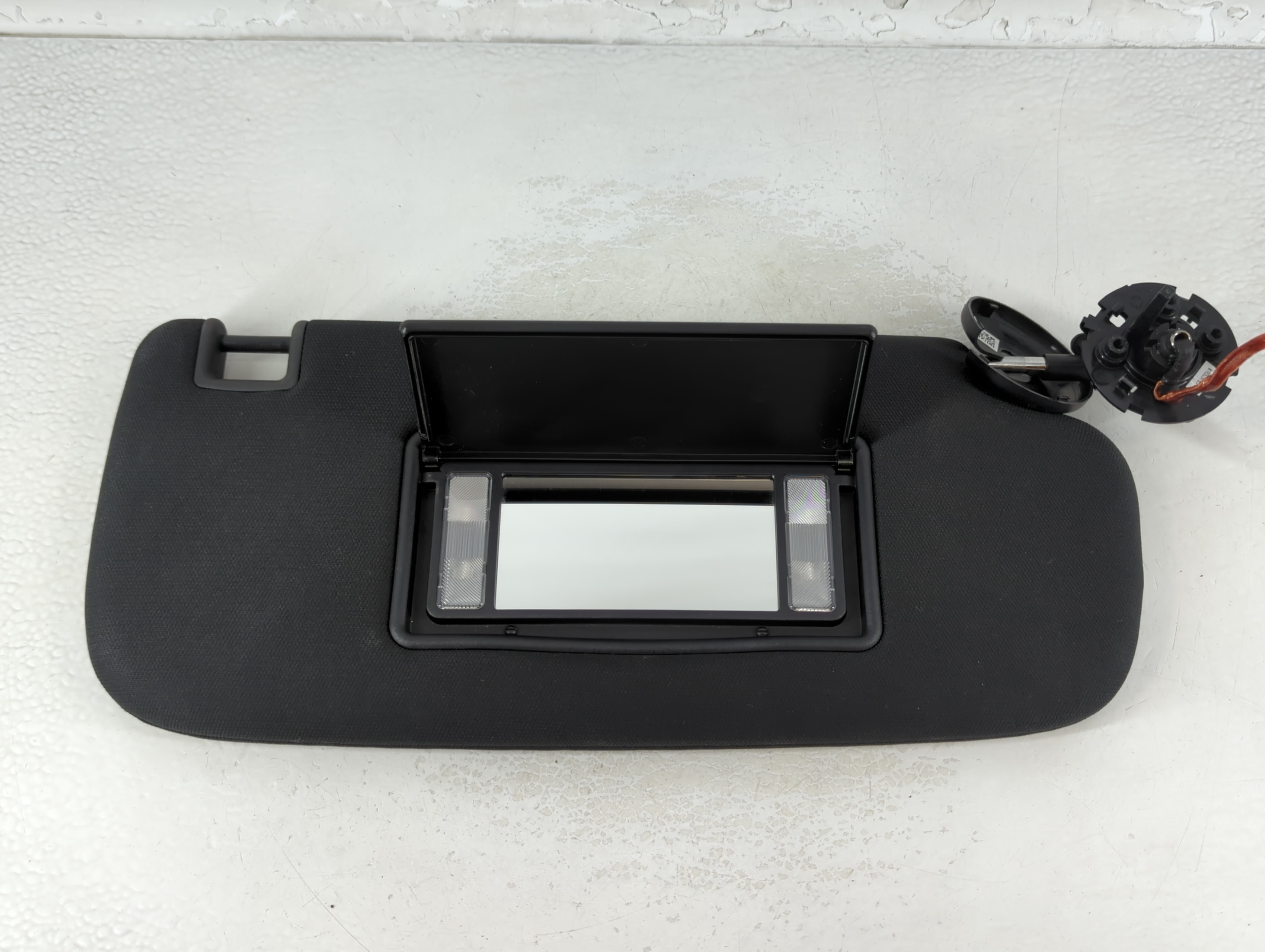 2014-2022 Jeep Grand Cherokee Passenger Sun Visor Mirror Right Sunvisor 1071975 - Oemusedautoparts1.com