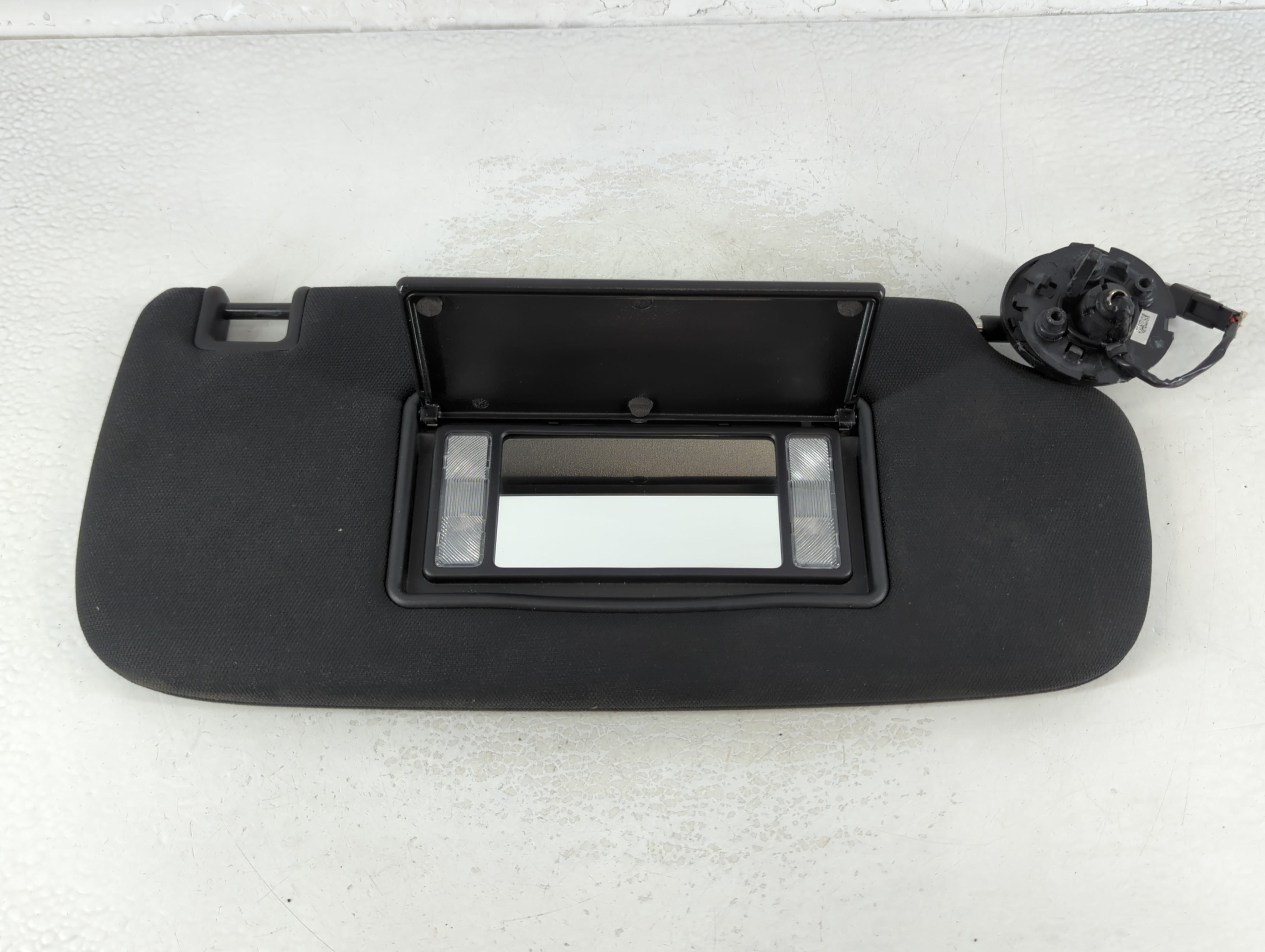 2014-2022 Jeep Grand Cherokee Passenger Sun Visor Mirror Right Sunvisor 1071977 - Oemusedautoparts1.com