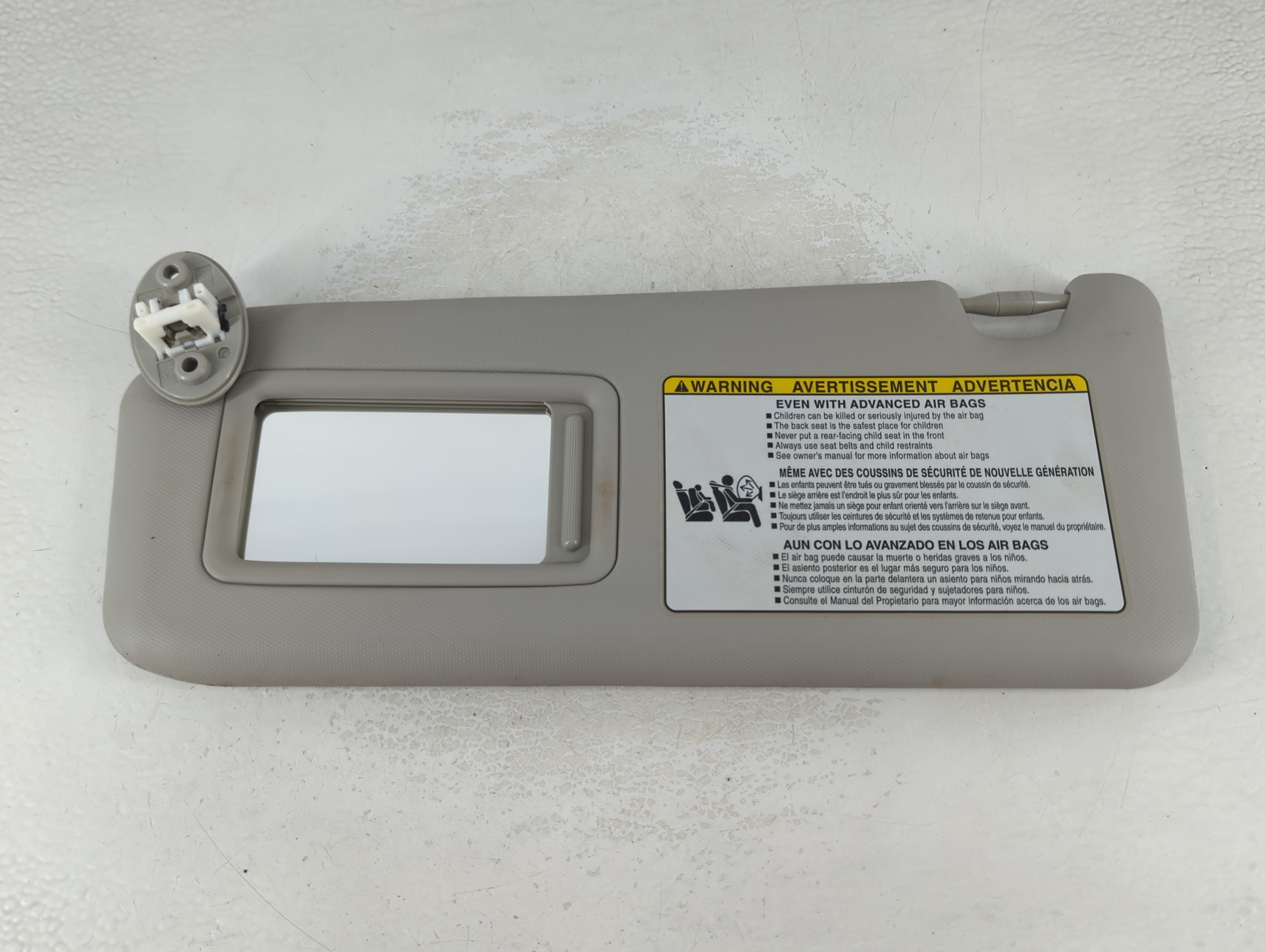 2013-2018 Toyota Rav4 Driver Sun Visor Mirror Left Sunvisor Grey 1071978 - Oemusedautoparts1.com