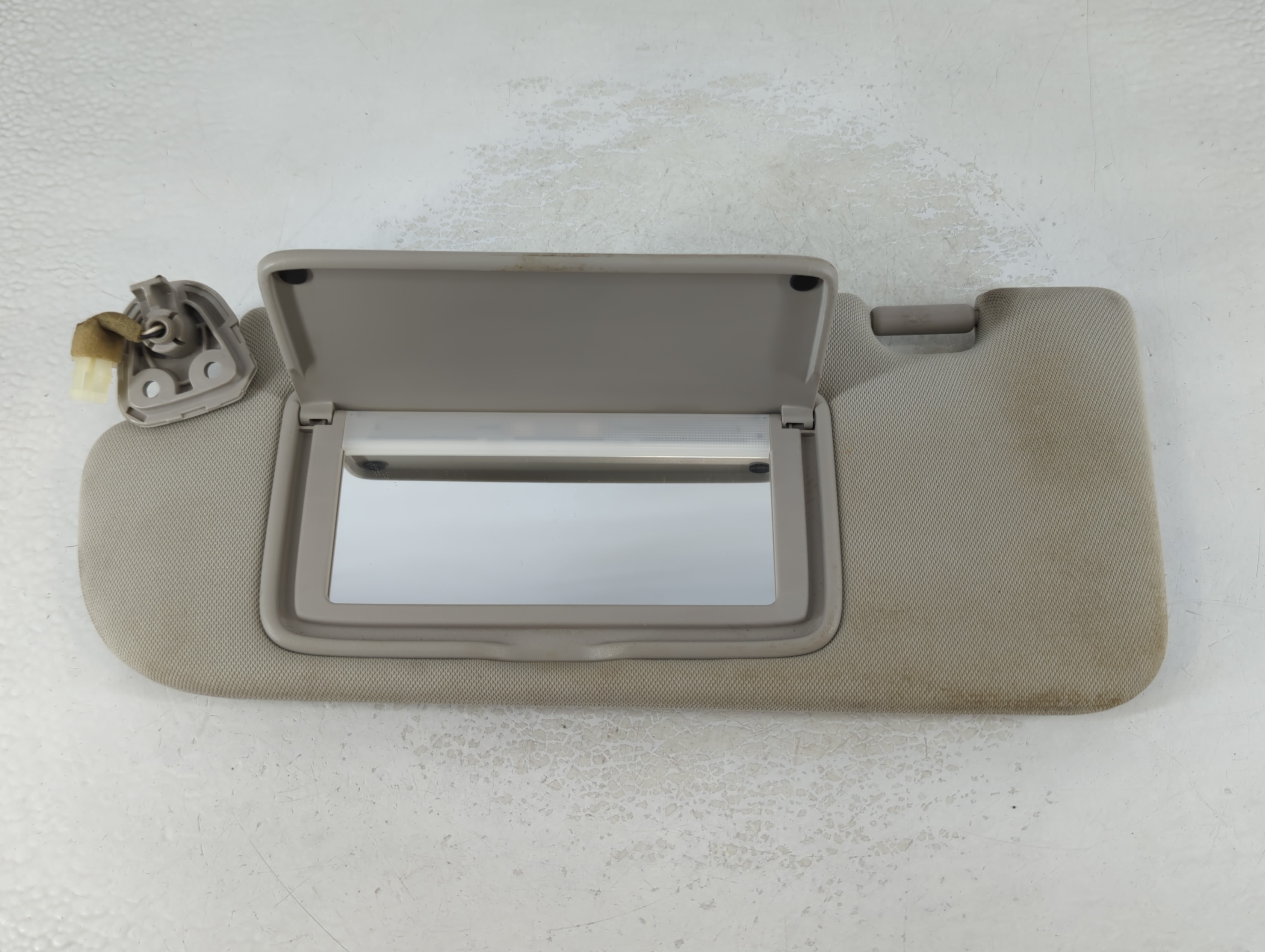 Picture of 2014-2020 Infiniti Q50 Driver Sun Visor Mirror Left Sunvisor Grey 1071989