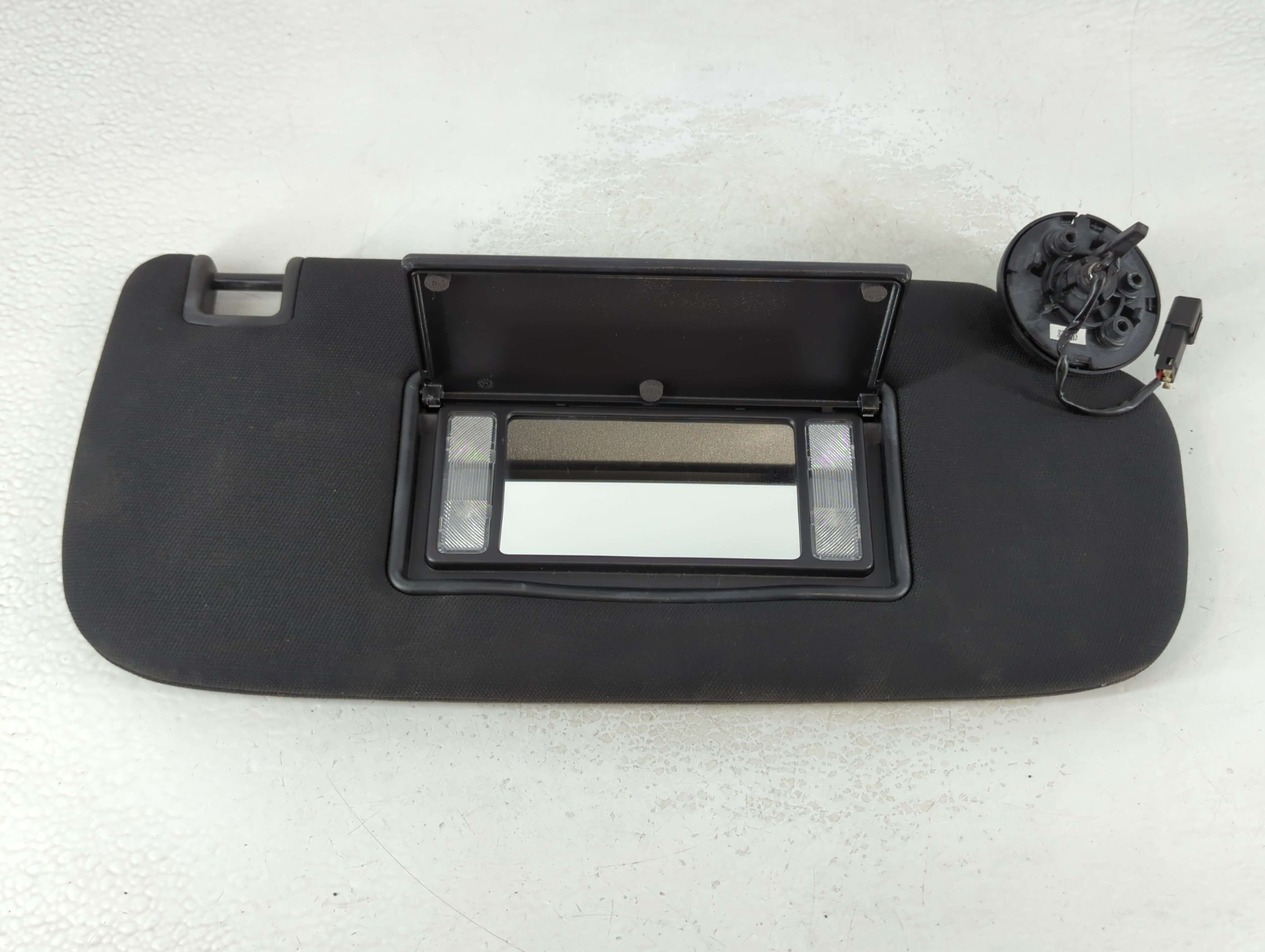 2014-2022 Jeep Grand Cherokee Passenger Sun Visor Mirror Right Sunvisor 1071990 - Oemusedautoparts1.com