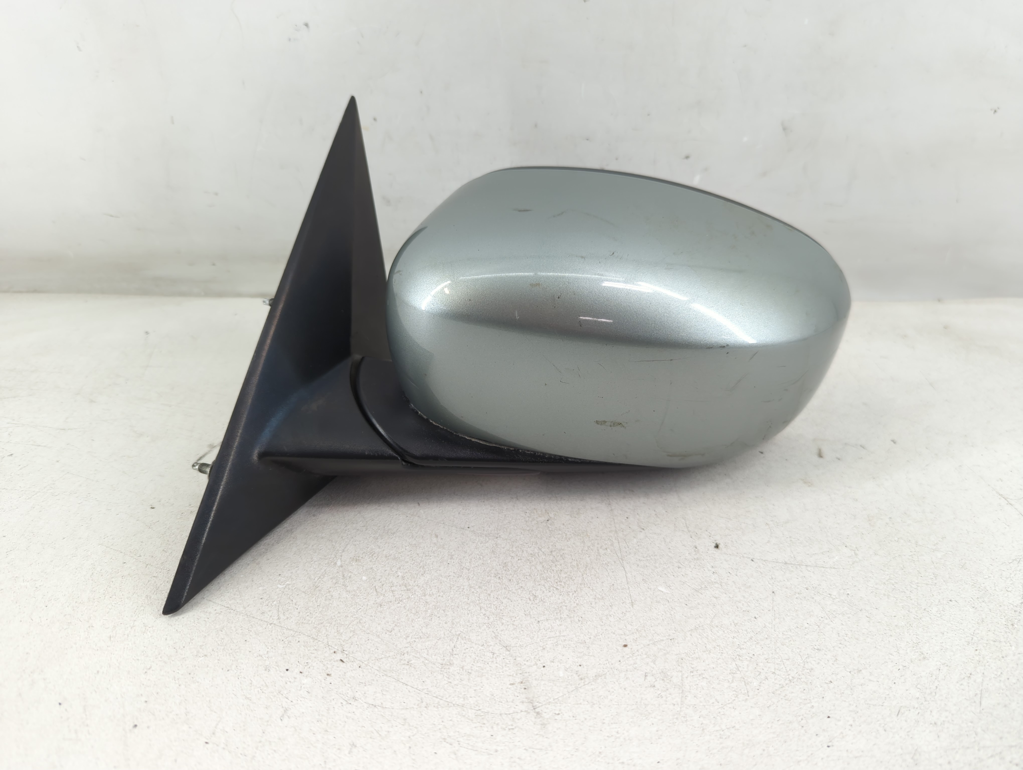 2005-2010 Chrysler 300 Driver Left Side View Power Door Mirror Grey 1072013 - Oemusedautoparts1.com
