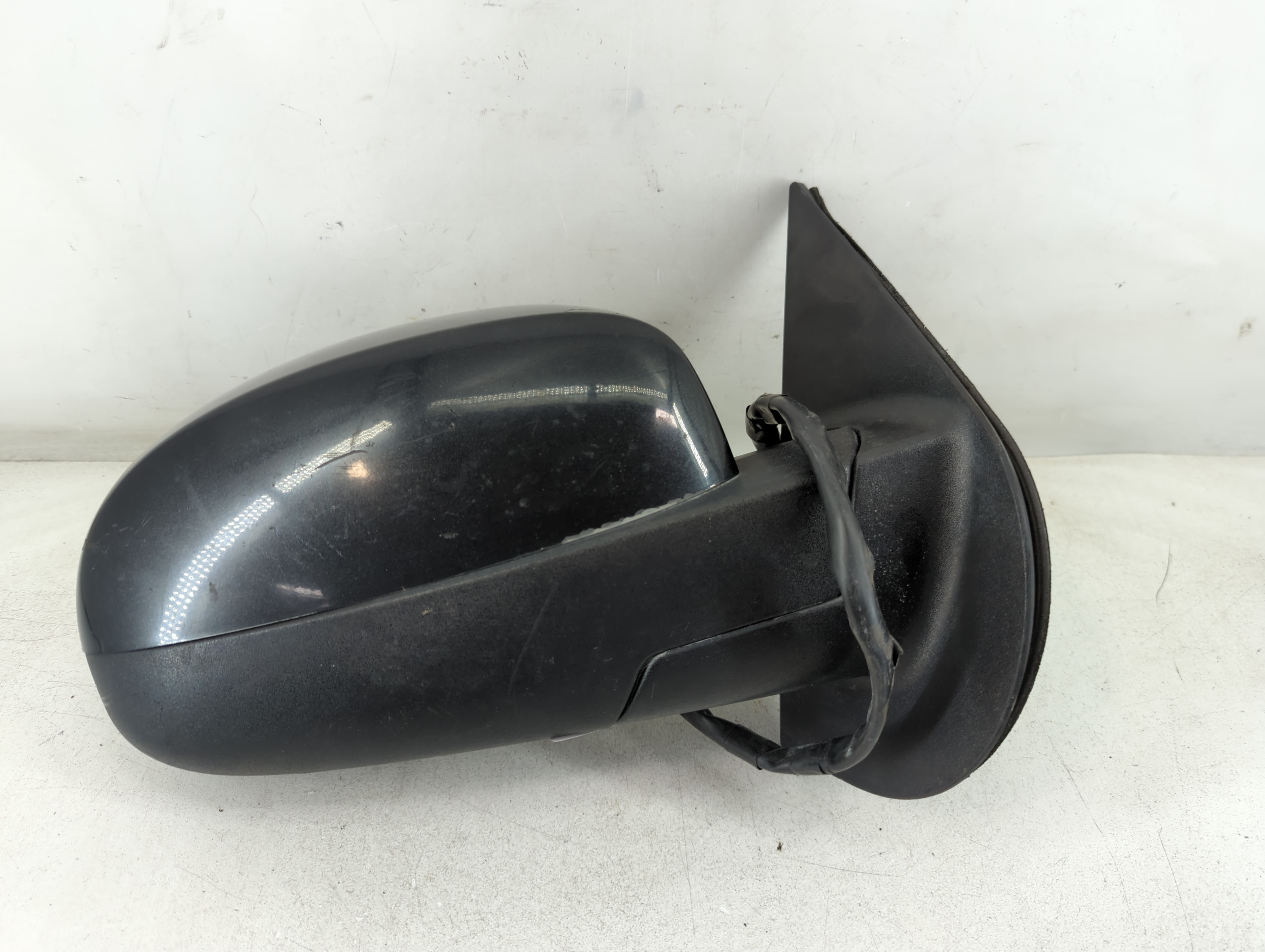 Gmc Yukon Xl Passenger Right Side View Power Door Mirror Black 1072026 - Oemusedautoparts1.com