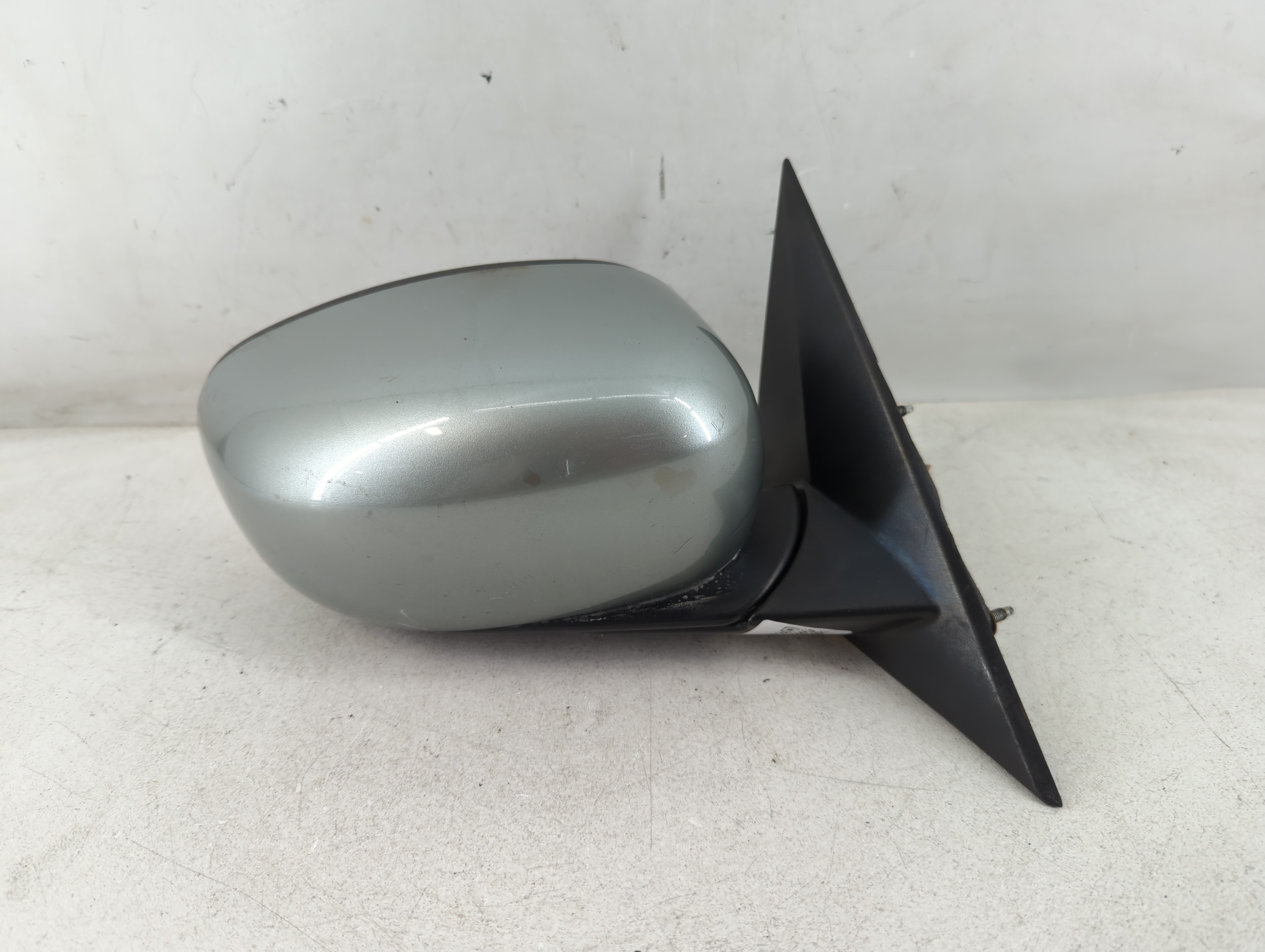 2005-2010 Chrysler 300 Passenger Right Side View Power Door Mirror Gray 1072044 - Oemusedautoparts1.com