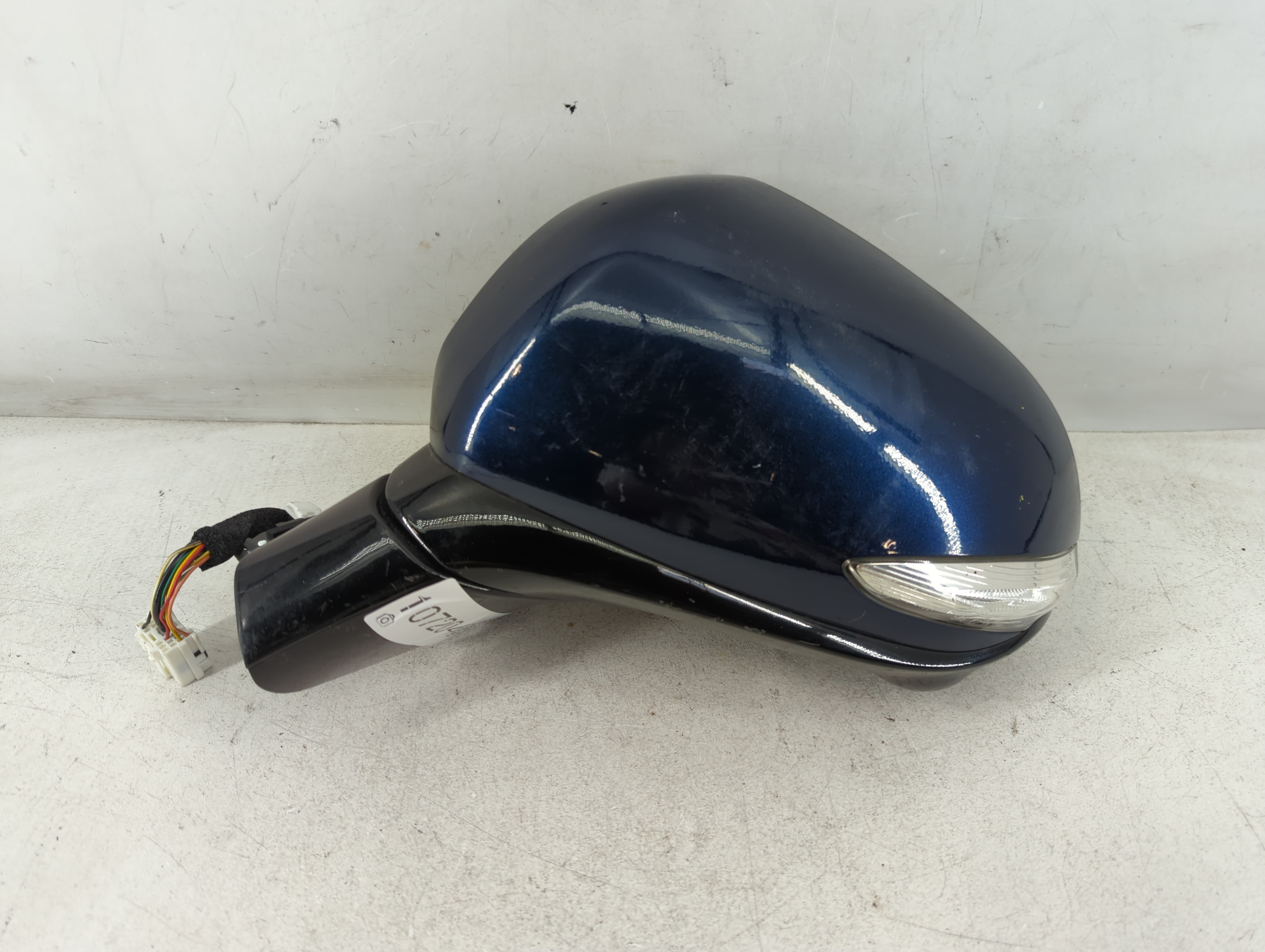 2020-2020 Hyundai Santa Fe Driver Left Side View Power Door Mirror 1072048 - Oemusedautoparts1.com