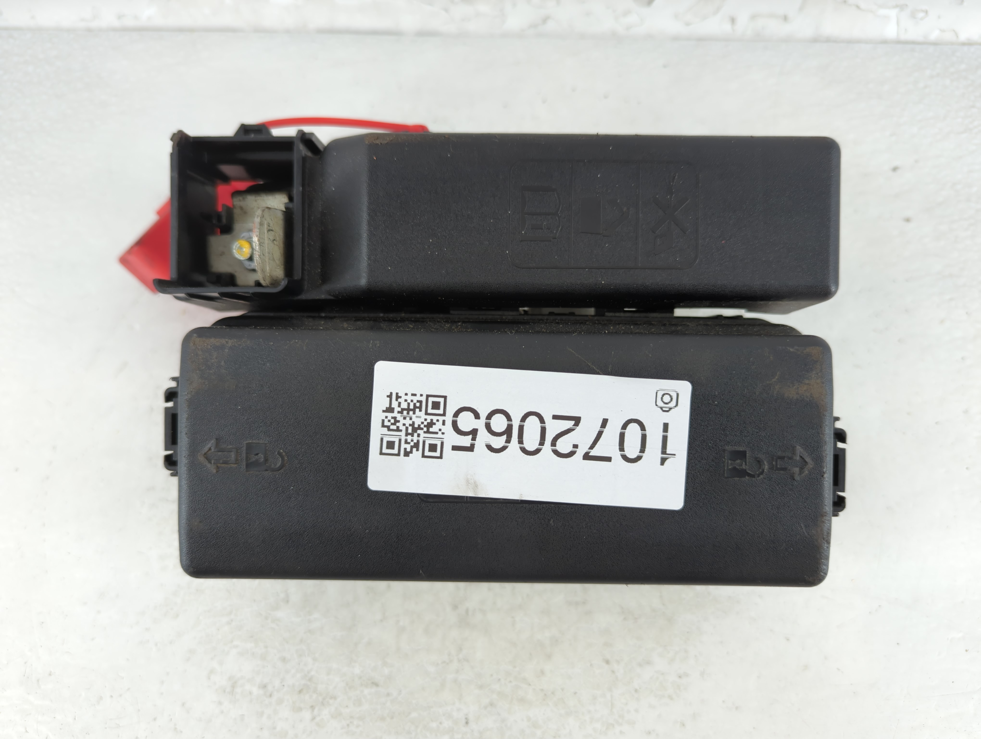 2020-2020 Cadillac Ct5 Fusebox Fuse Box Relay Module 84780858 1072065 - Oemusedautoparts1.com