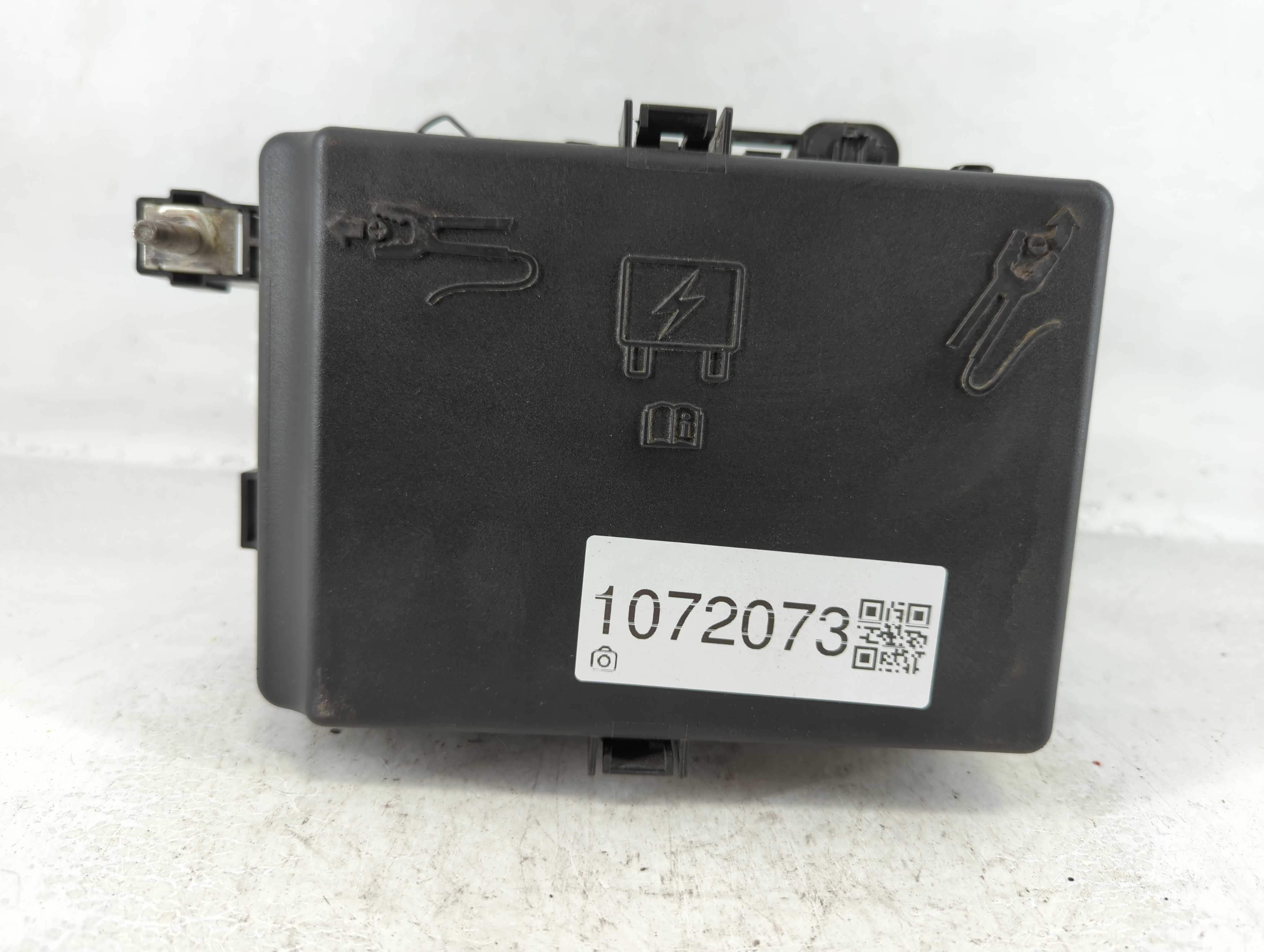2021-2022 Dodge Challenger Fusebox Fuse Box Relay Module P68542206ab 1072073 - Oemusedautoparts1.com