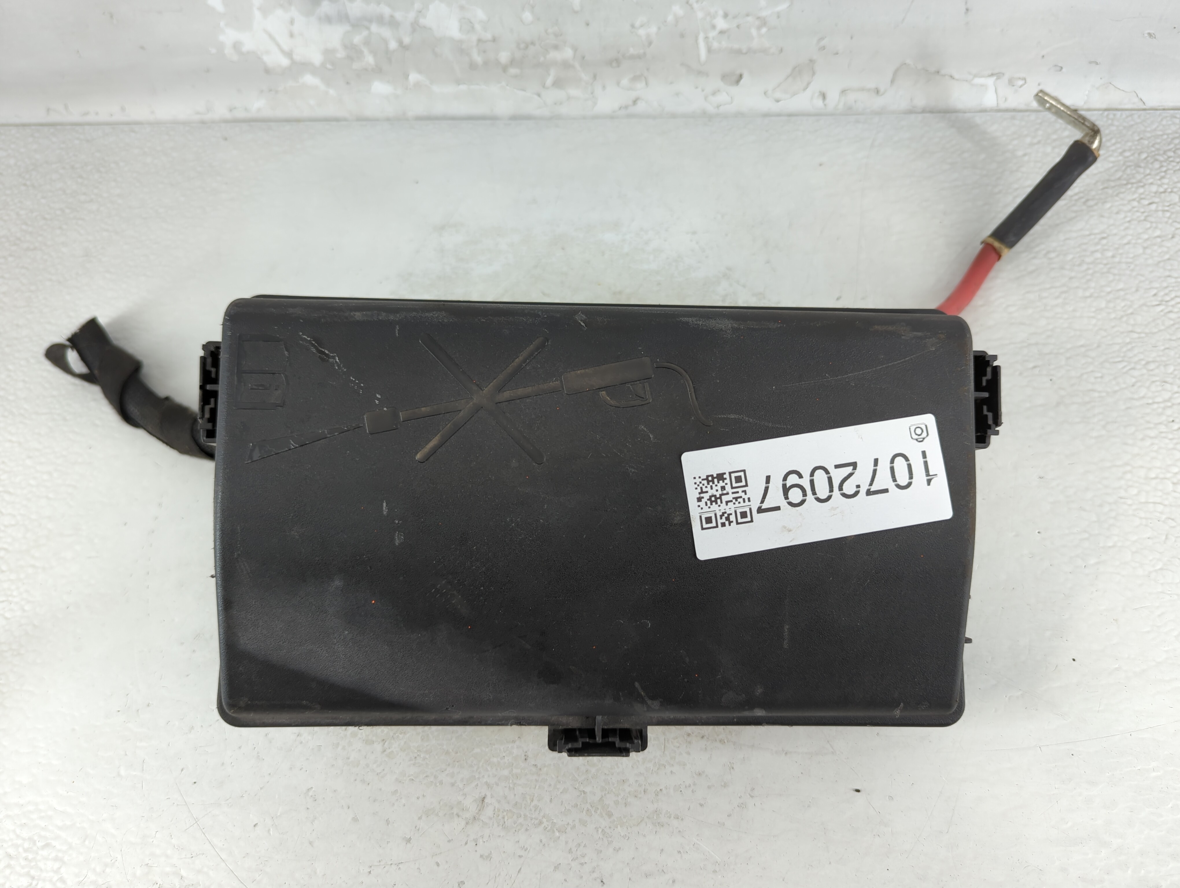 2011-2014 Chevrolet Cruze Fusebox Fuse Box Relay Module 95942232 1072097 - Oemusedautoparts1.com