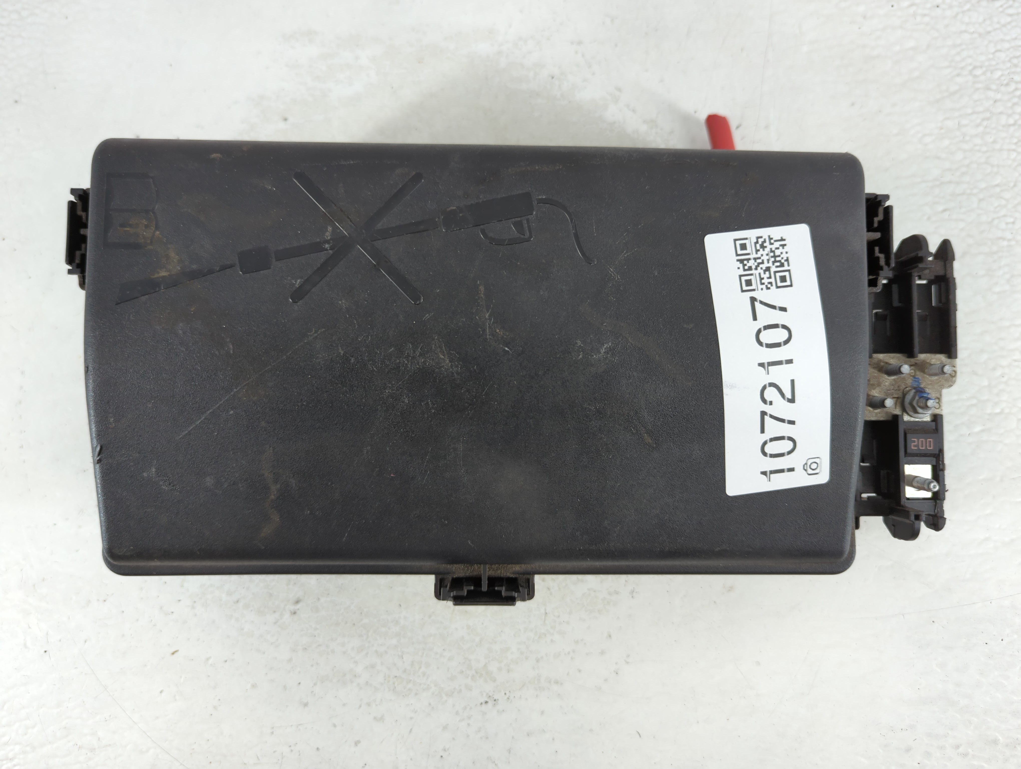 2013-2013 Chevrolet Malibu Fusebox Fuse Box Relay Module 1072107 - Oemusedautoparts1.com