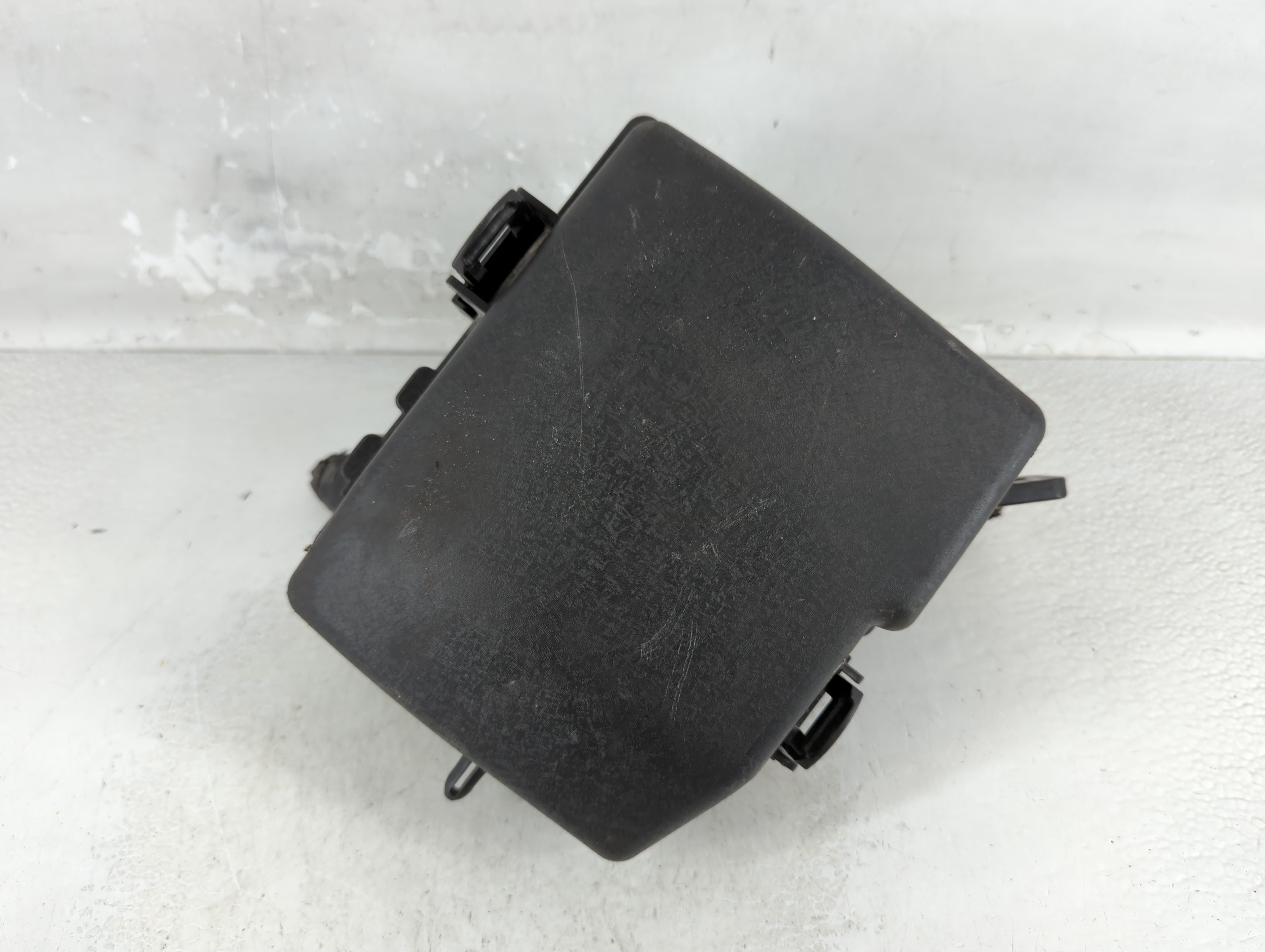 2011-2013 Kia Optima Fusebox Fuse Box Relay Module 91956-00005 1072135 - Oemusedautoparts1.com