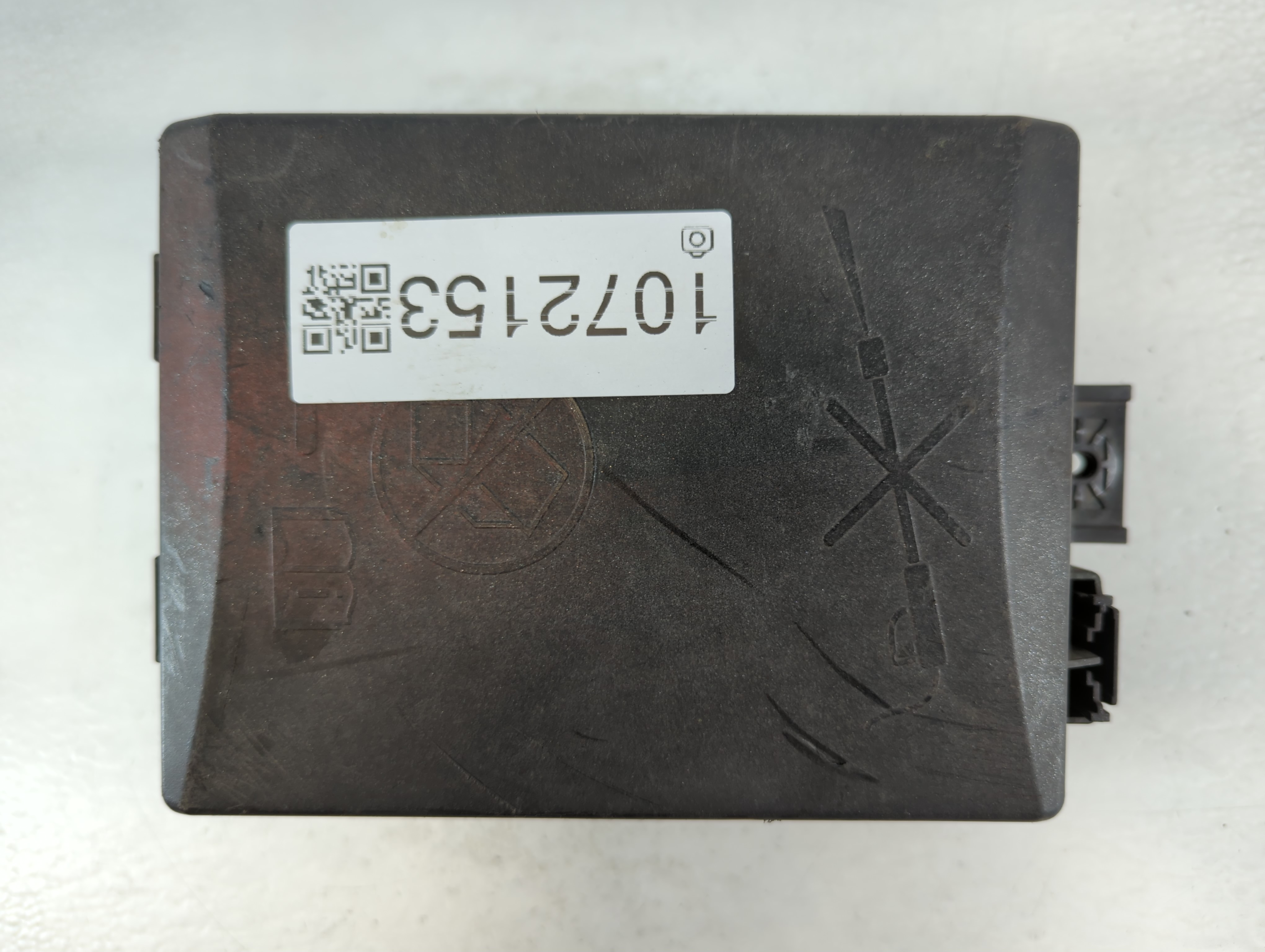 2012-2013 Chevrolet Sonic Fusebox Fuse Box Relay Module 95092983 1072153 - Oemusedautoparts1.com